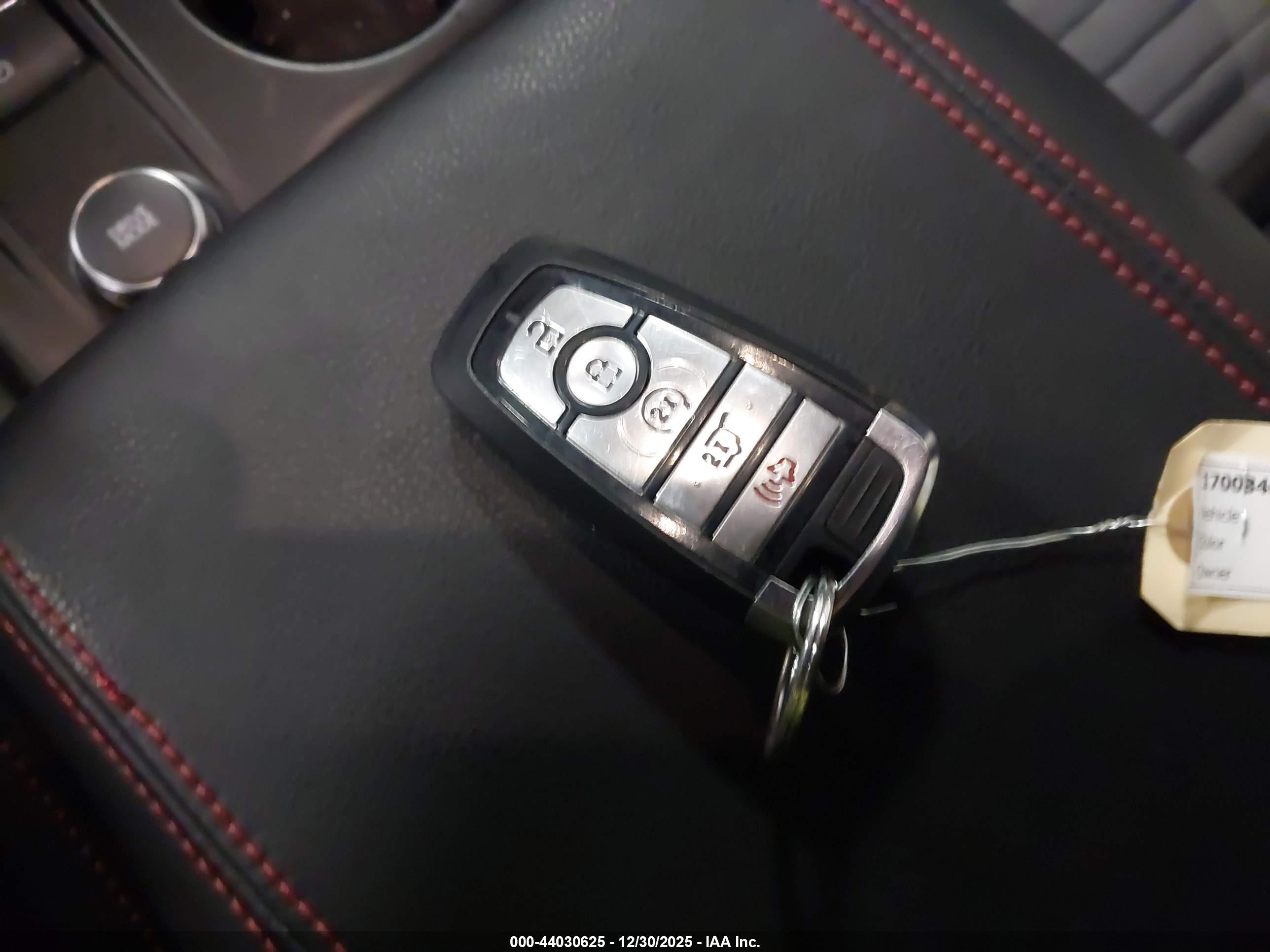 FORD EXPLORER image 11