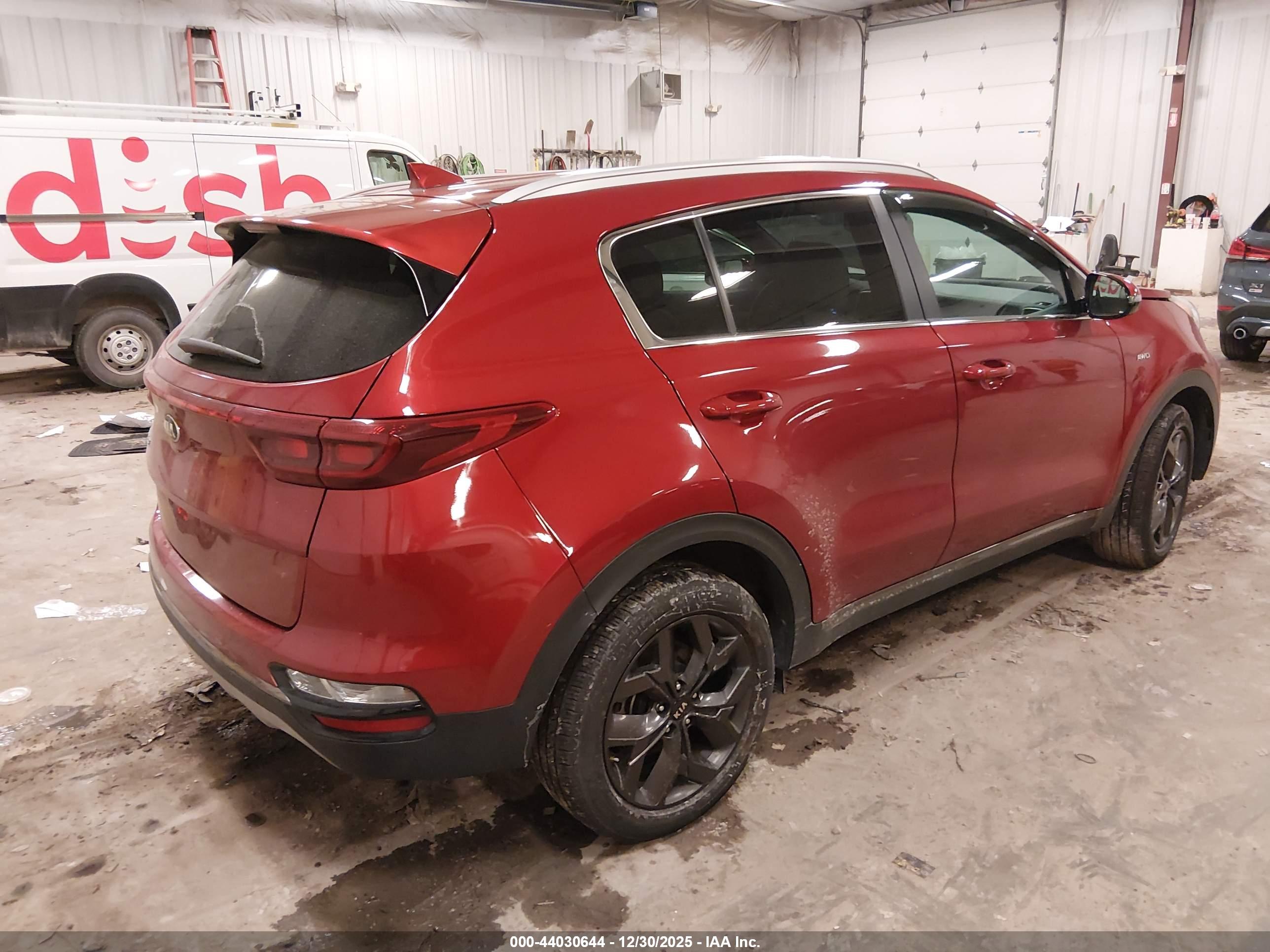 KIA SPORTAGE image 4