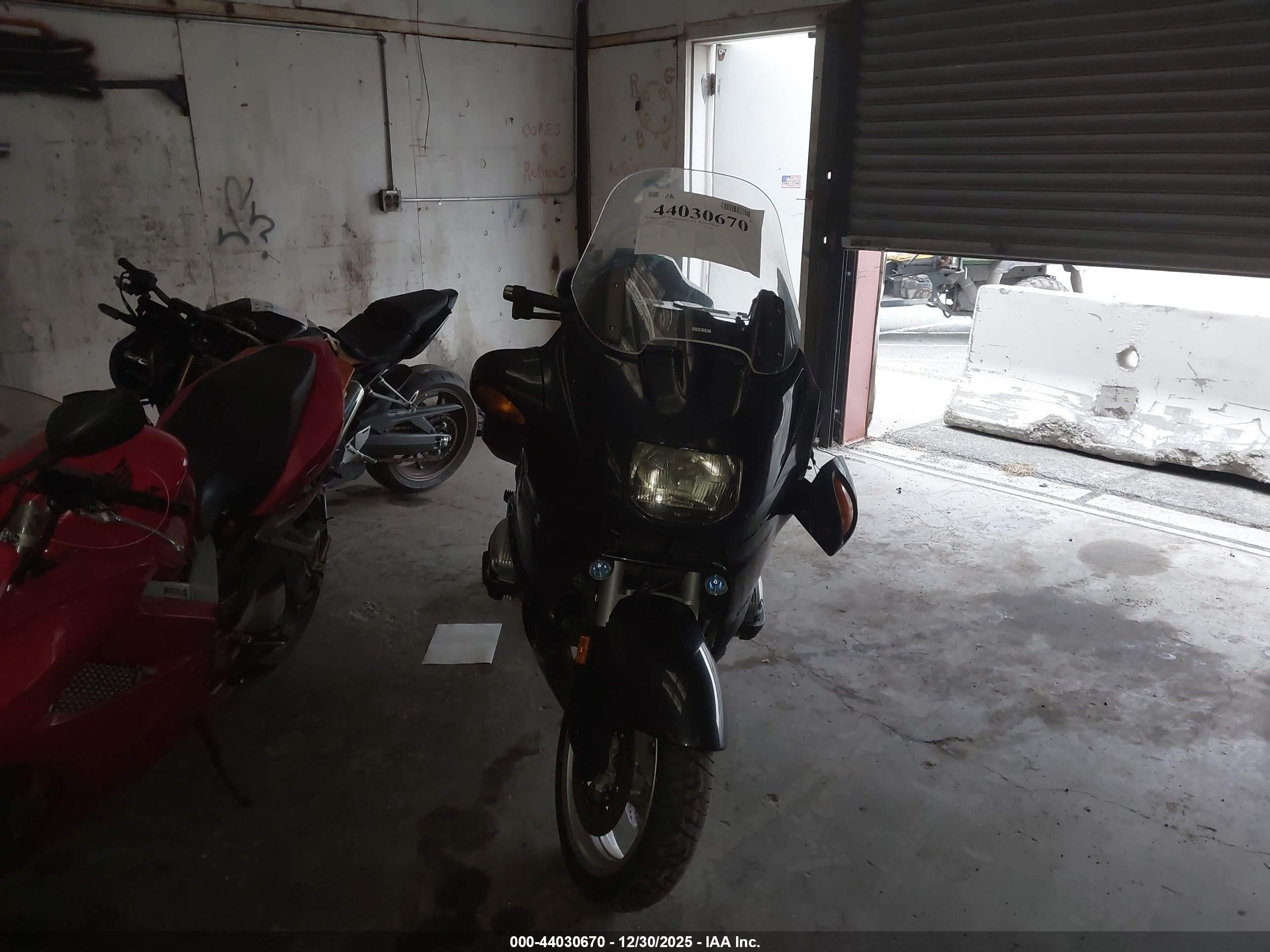 BMW R1100 image 5