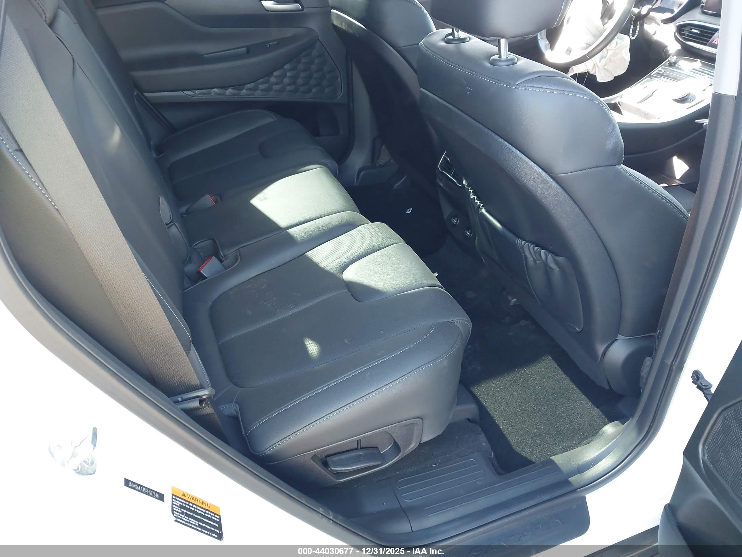 HYUNDAI SANTA image 8