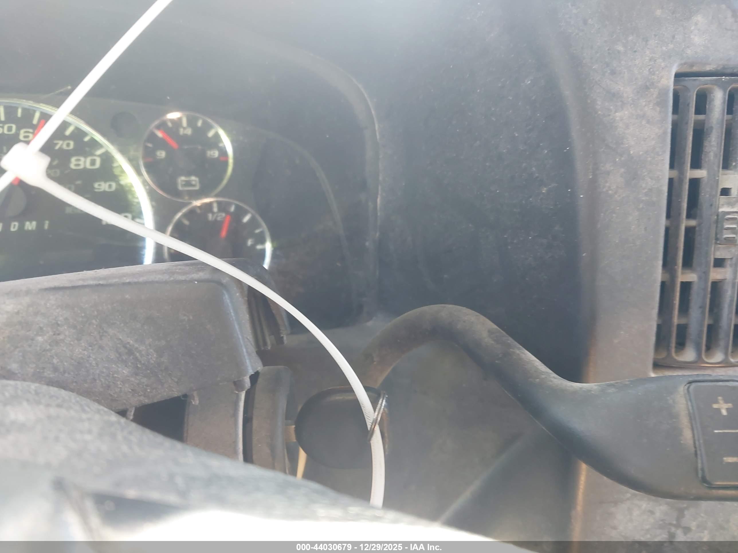 CHEVROLET EXPRESS image 11