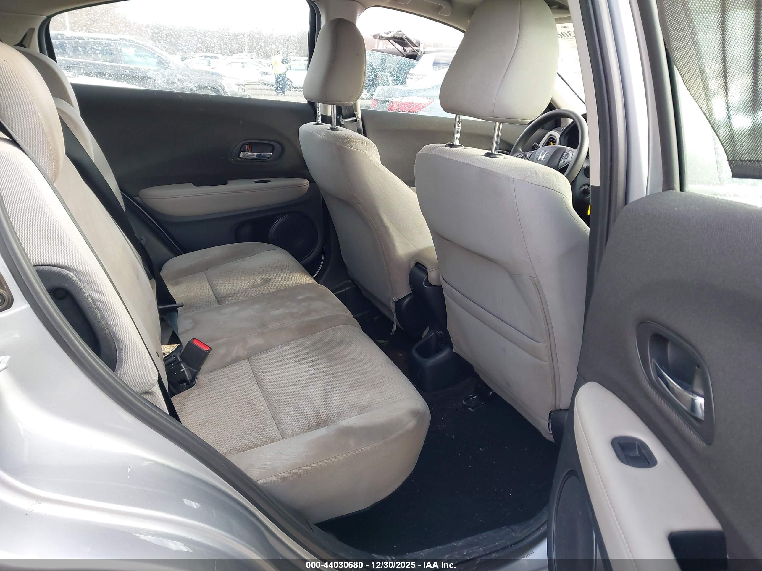 HONDA HR-V image 8