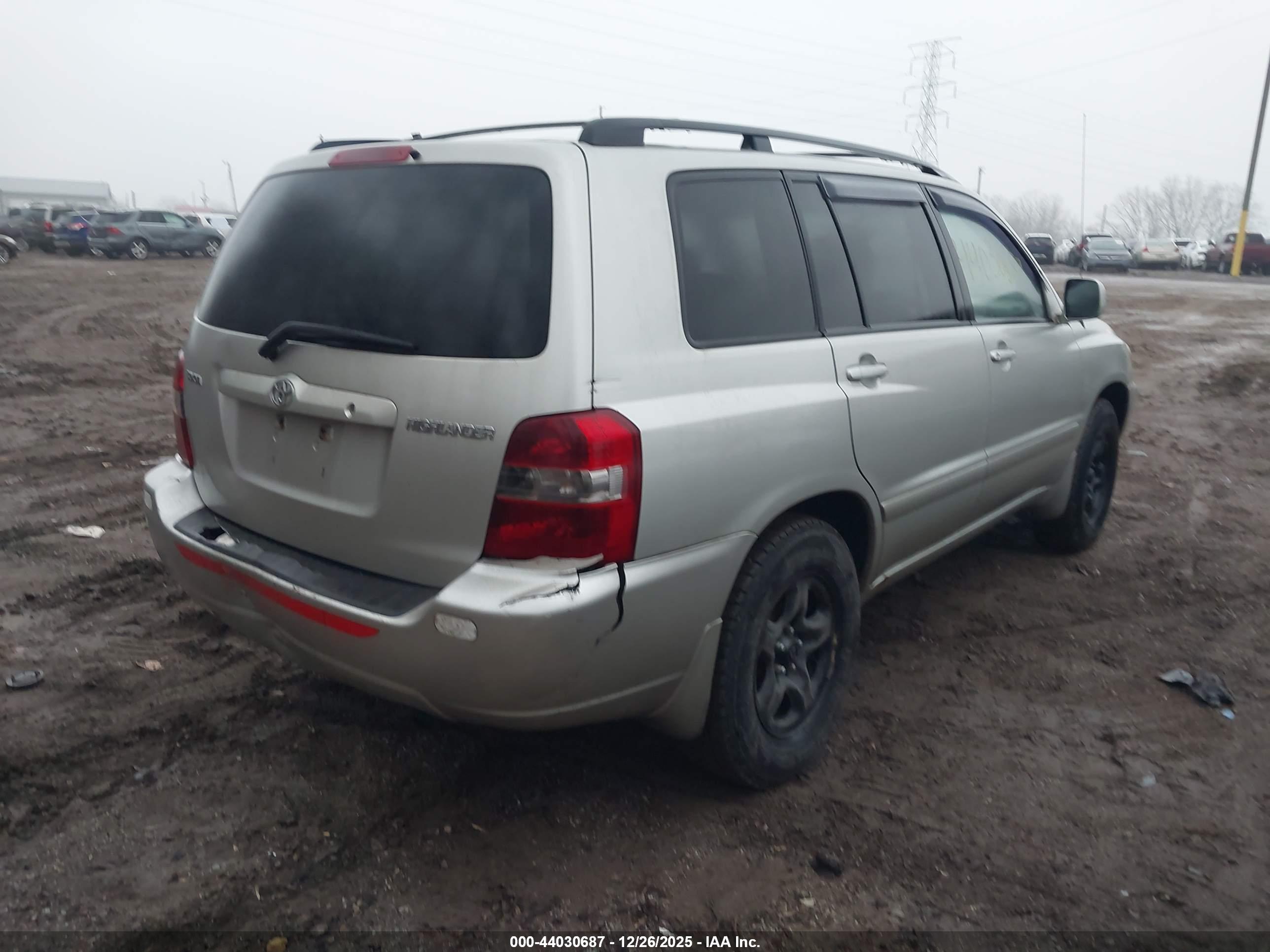 TOYOTA HIGHLANDER image 4