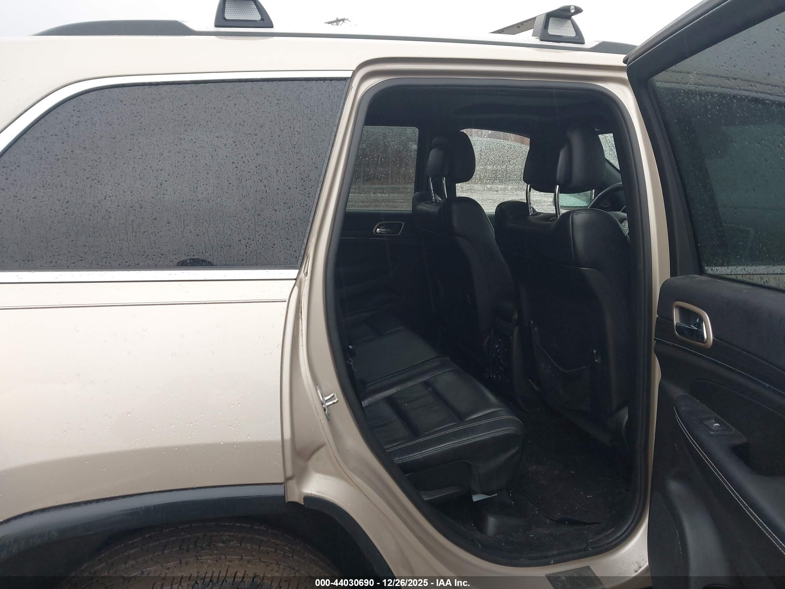 JEEP GRAND image 8