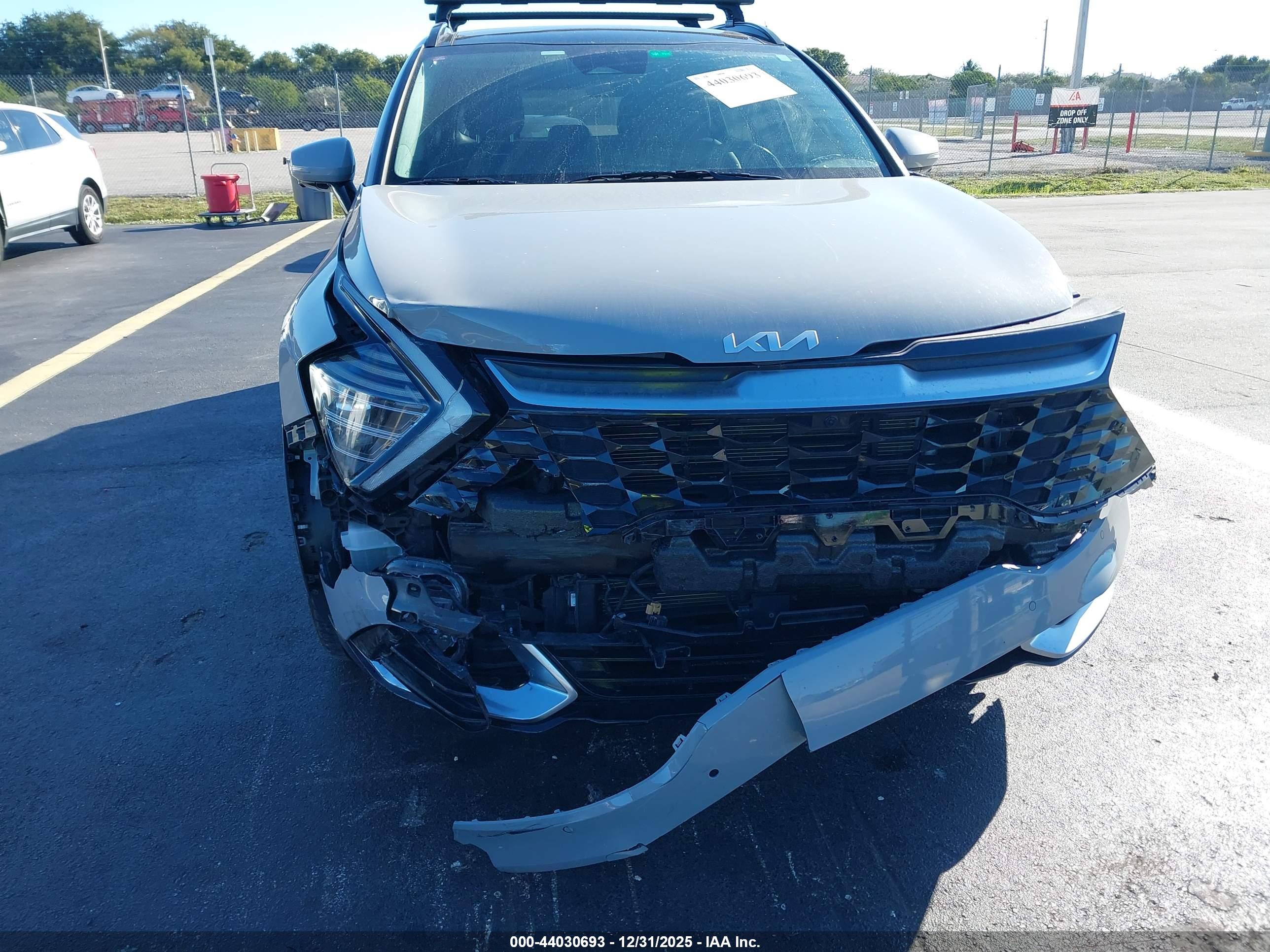 KIA SPORTAGE image 6
