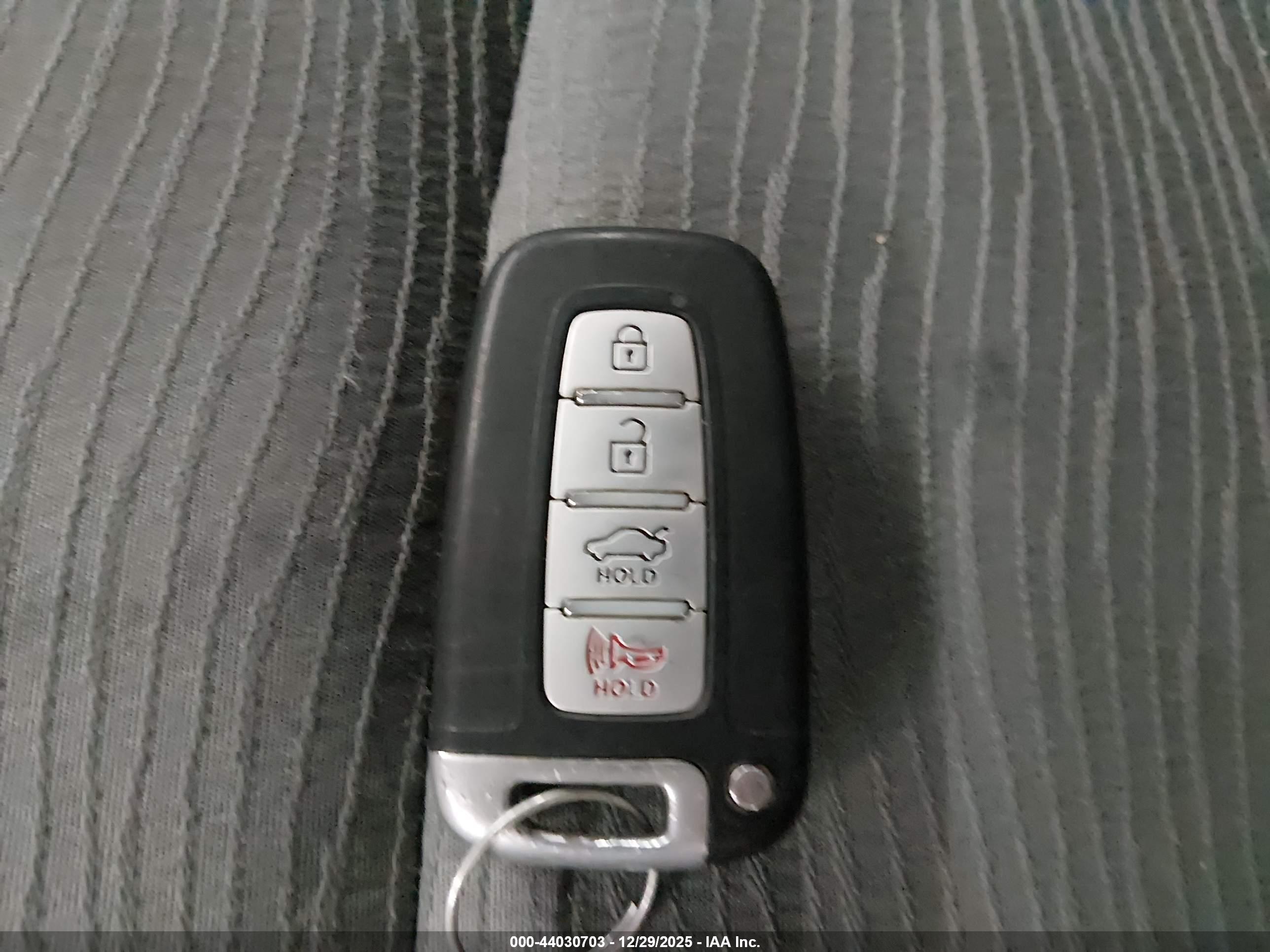 HYUNDAI SONATA image 11