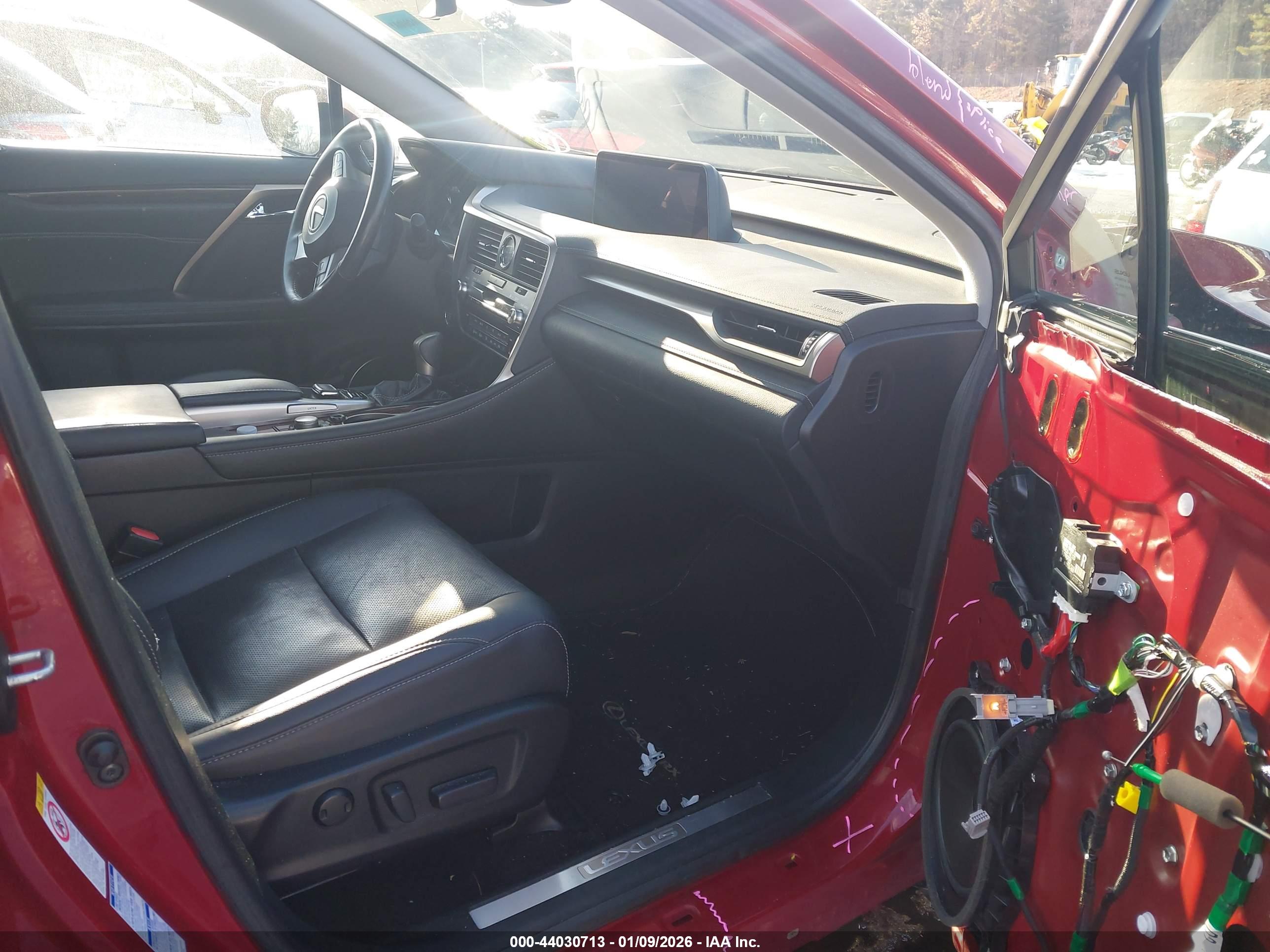 LEXUS RX image 5