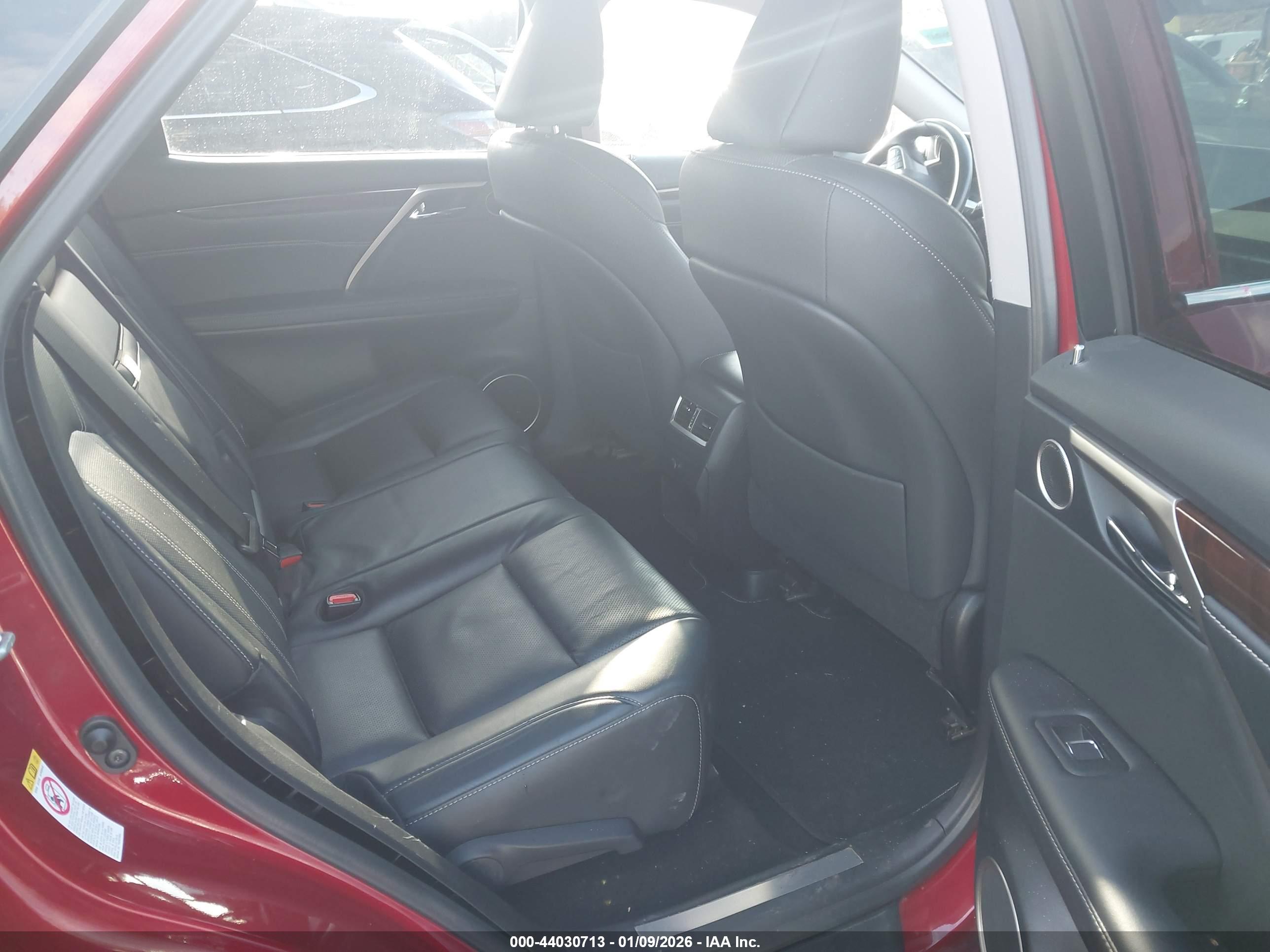 LEXUS RX image 8