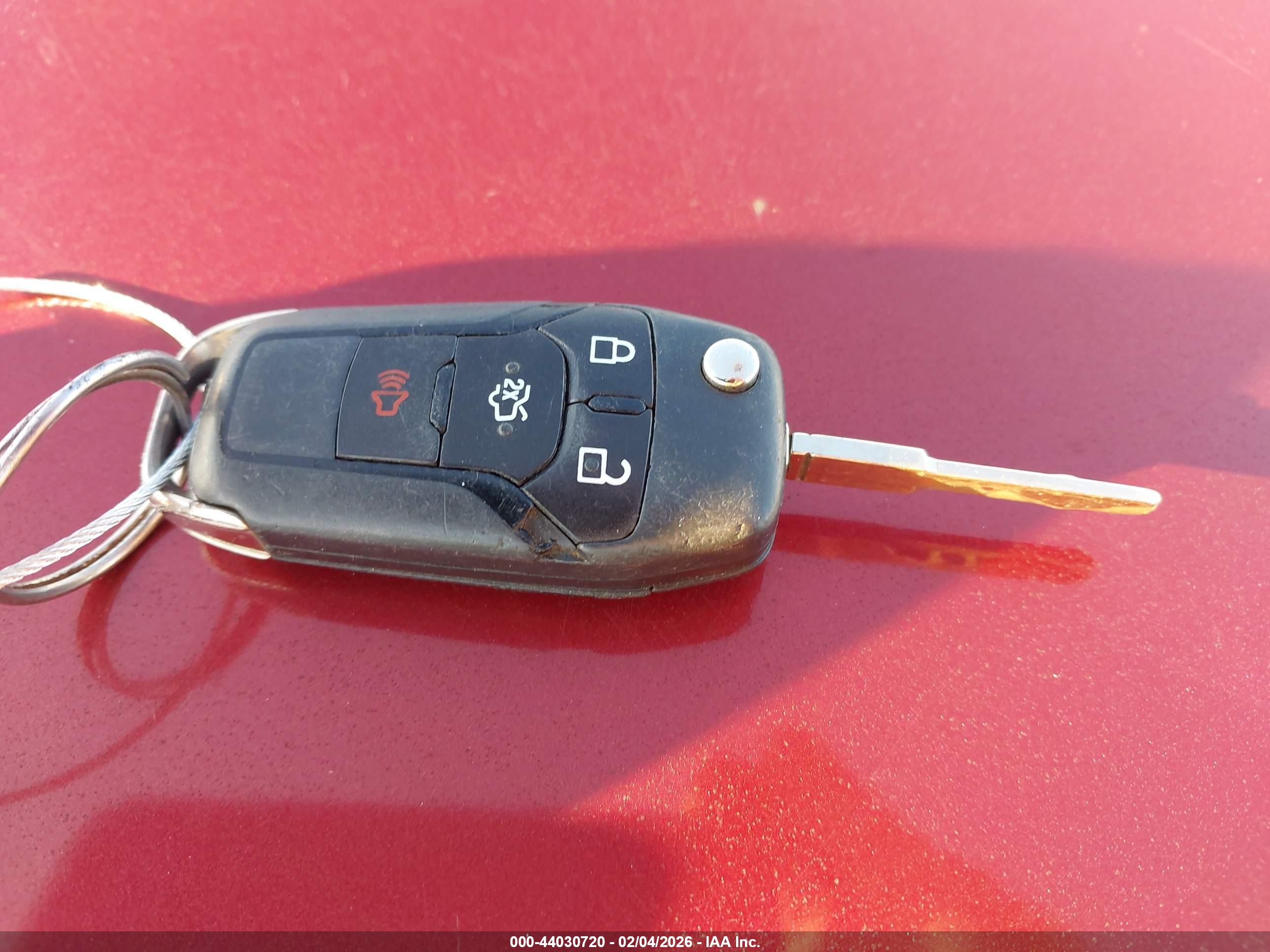 FORD FUSION image 11
