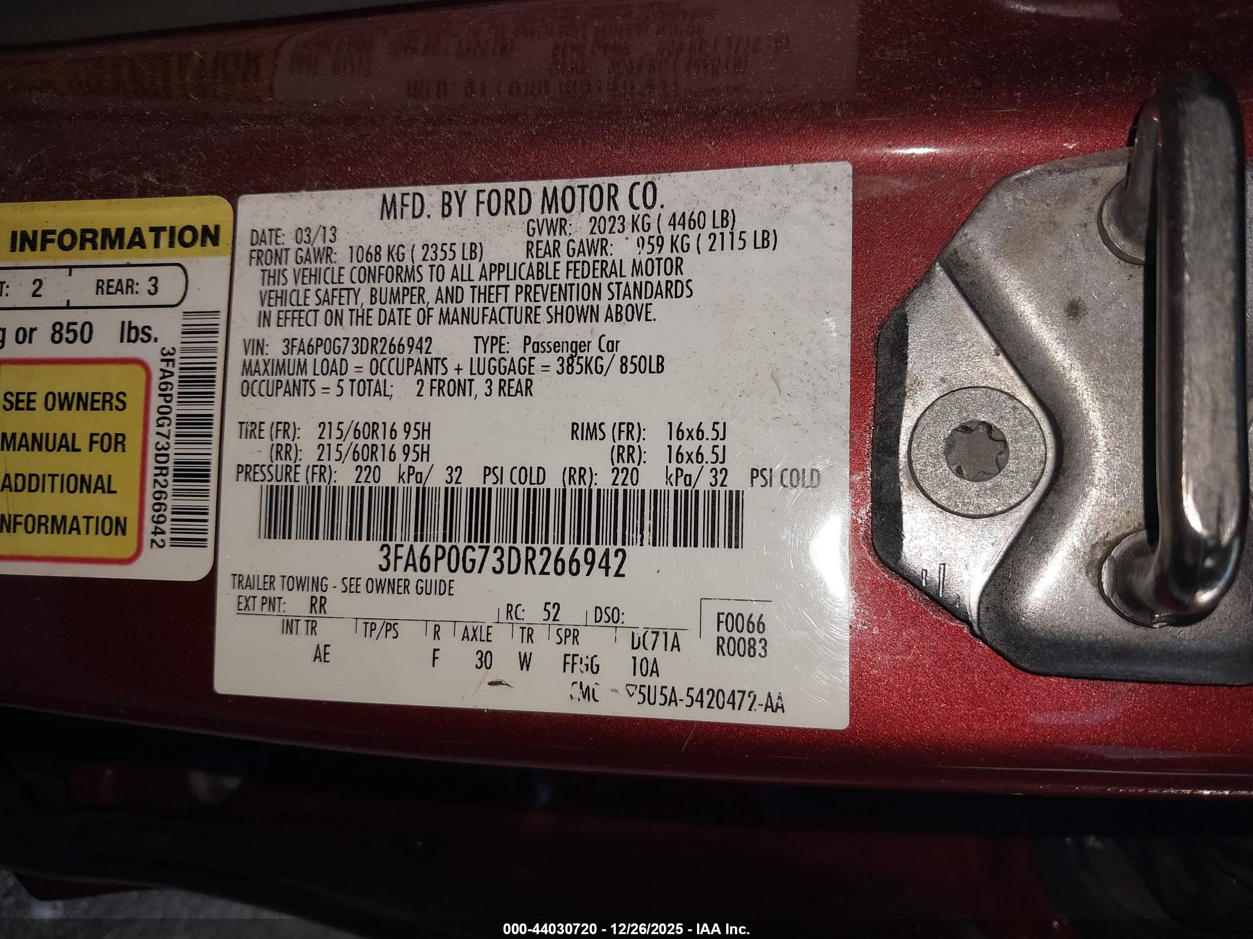 FORD FUSION image 9