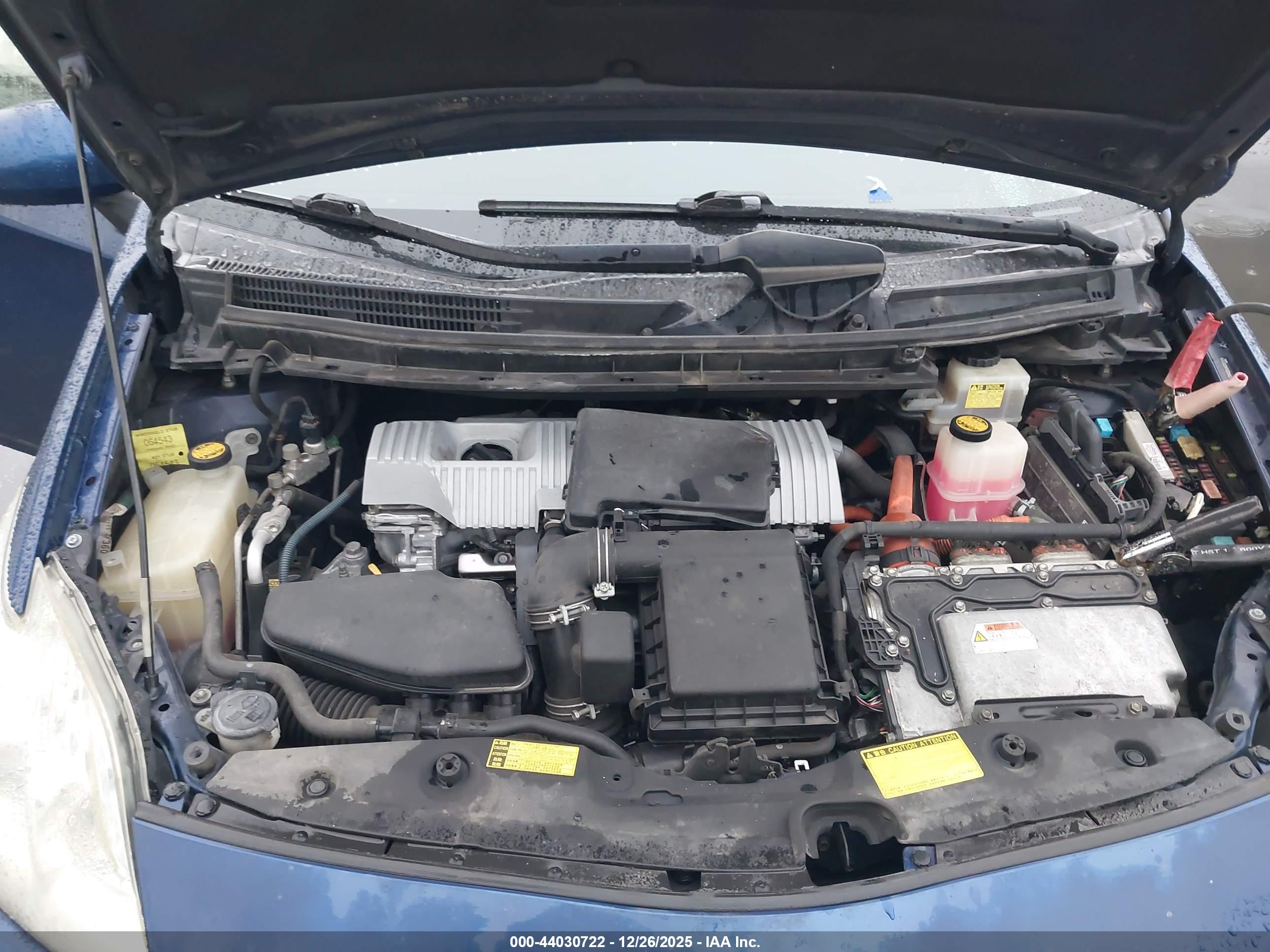 TOYOTA PRIUS image 10