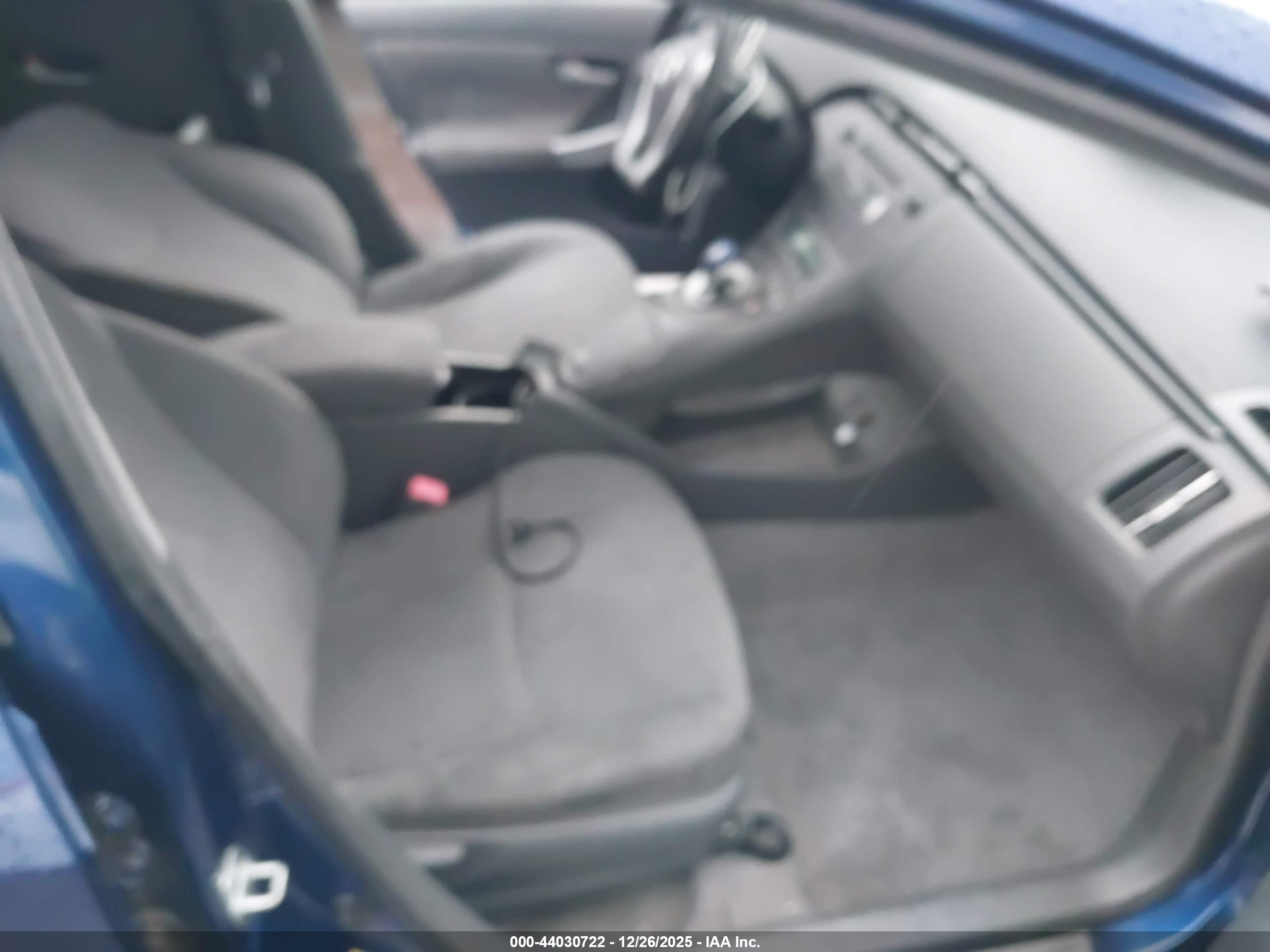 TOYOTA PRIUS image 5