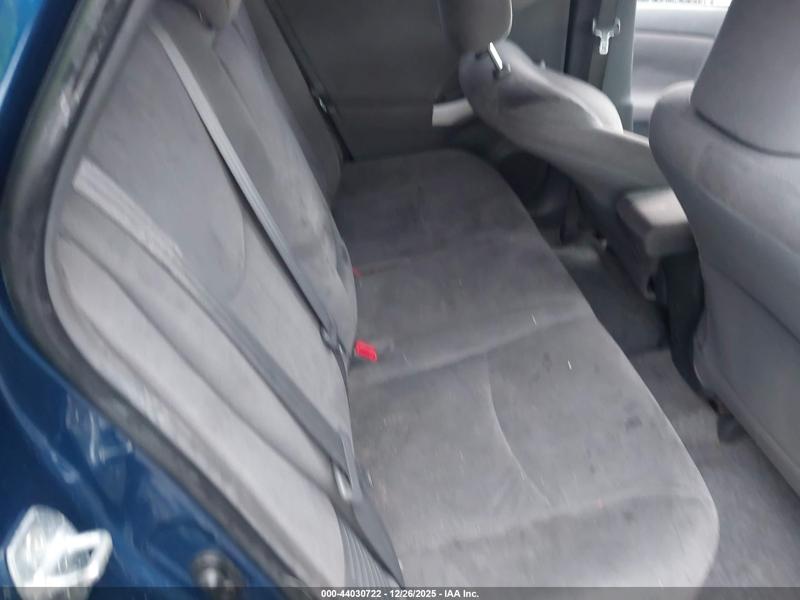 TOYOTA PRIUS image 8