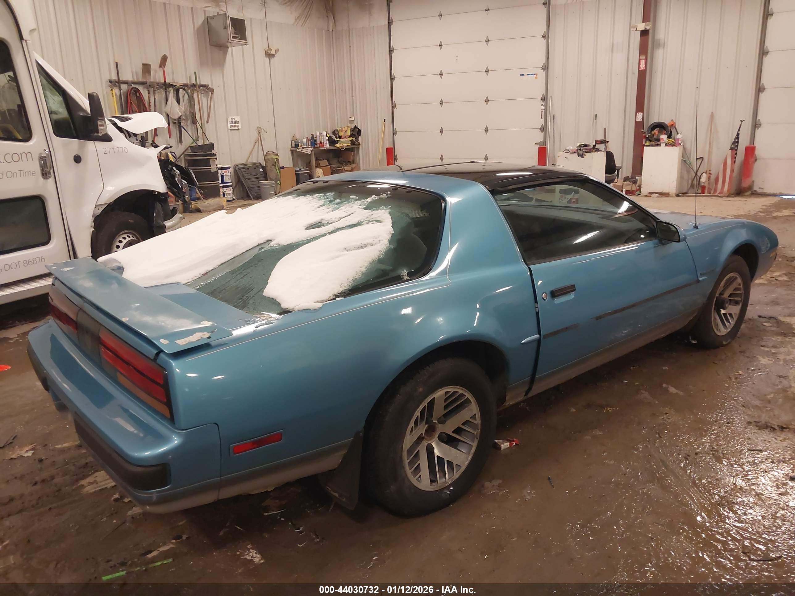 PONTIAC FIREBIRD image 4