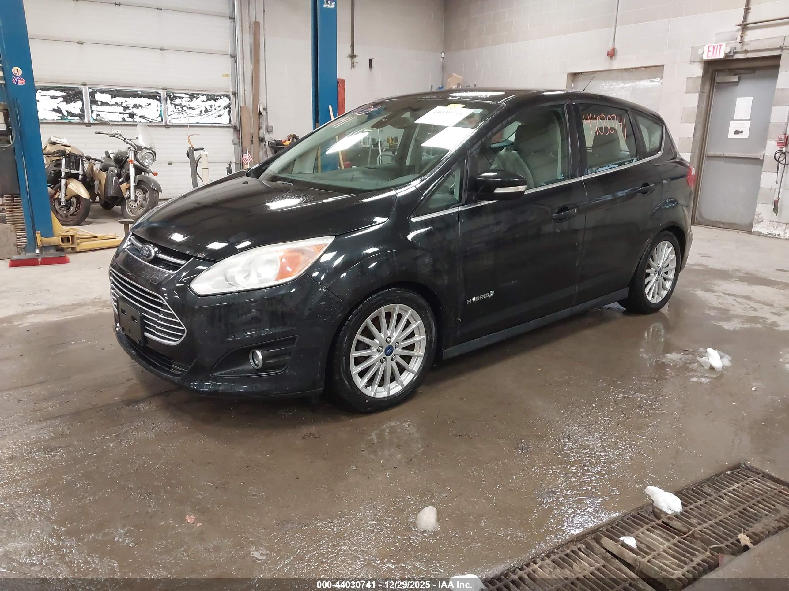FORD C-MAX image 2