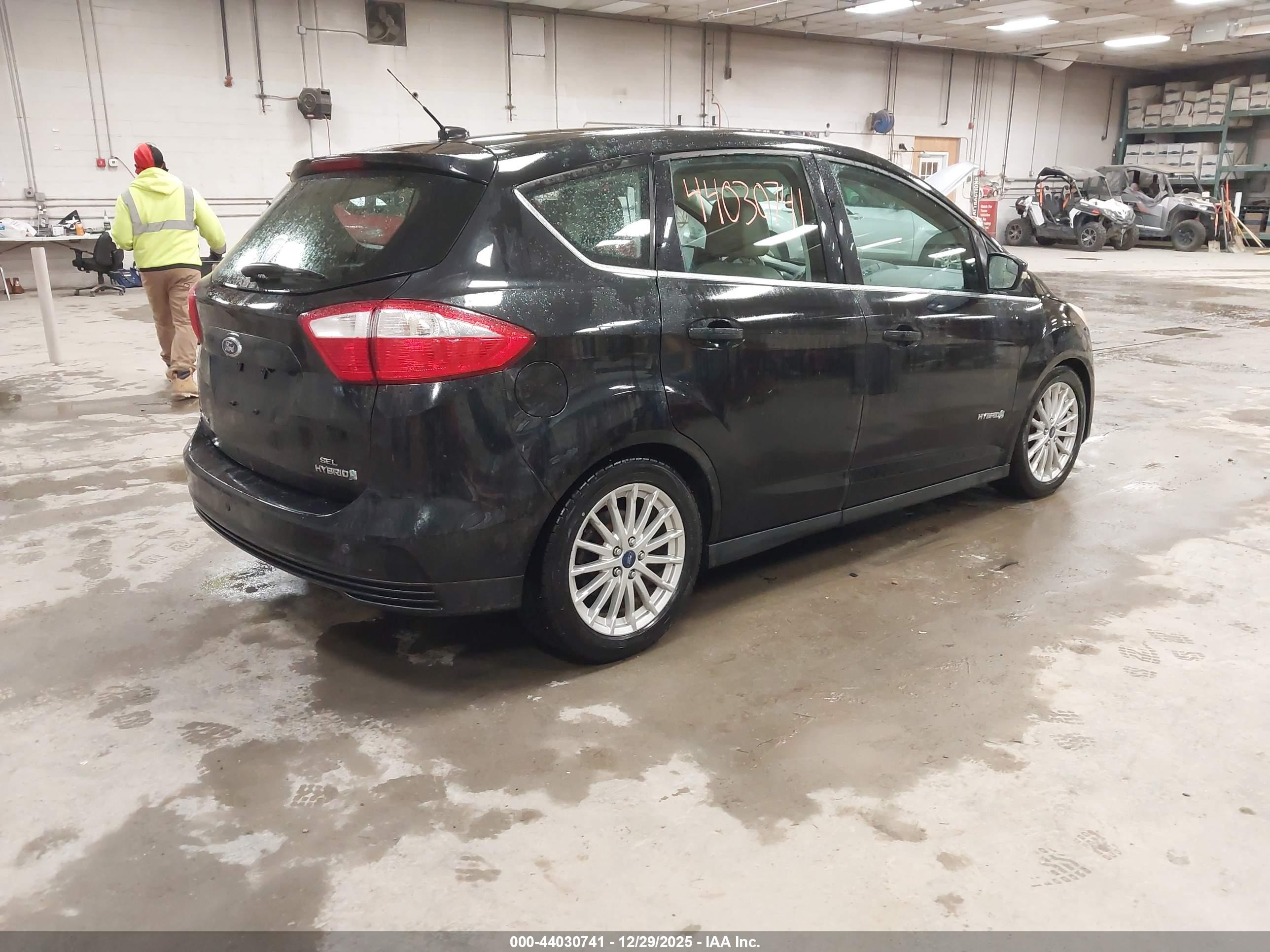 FORD C-MAX image 4
