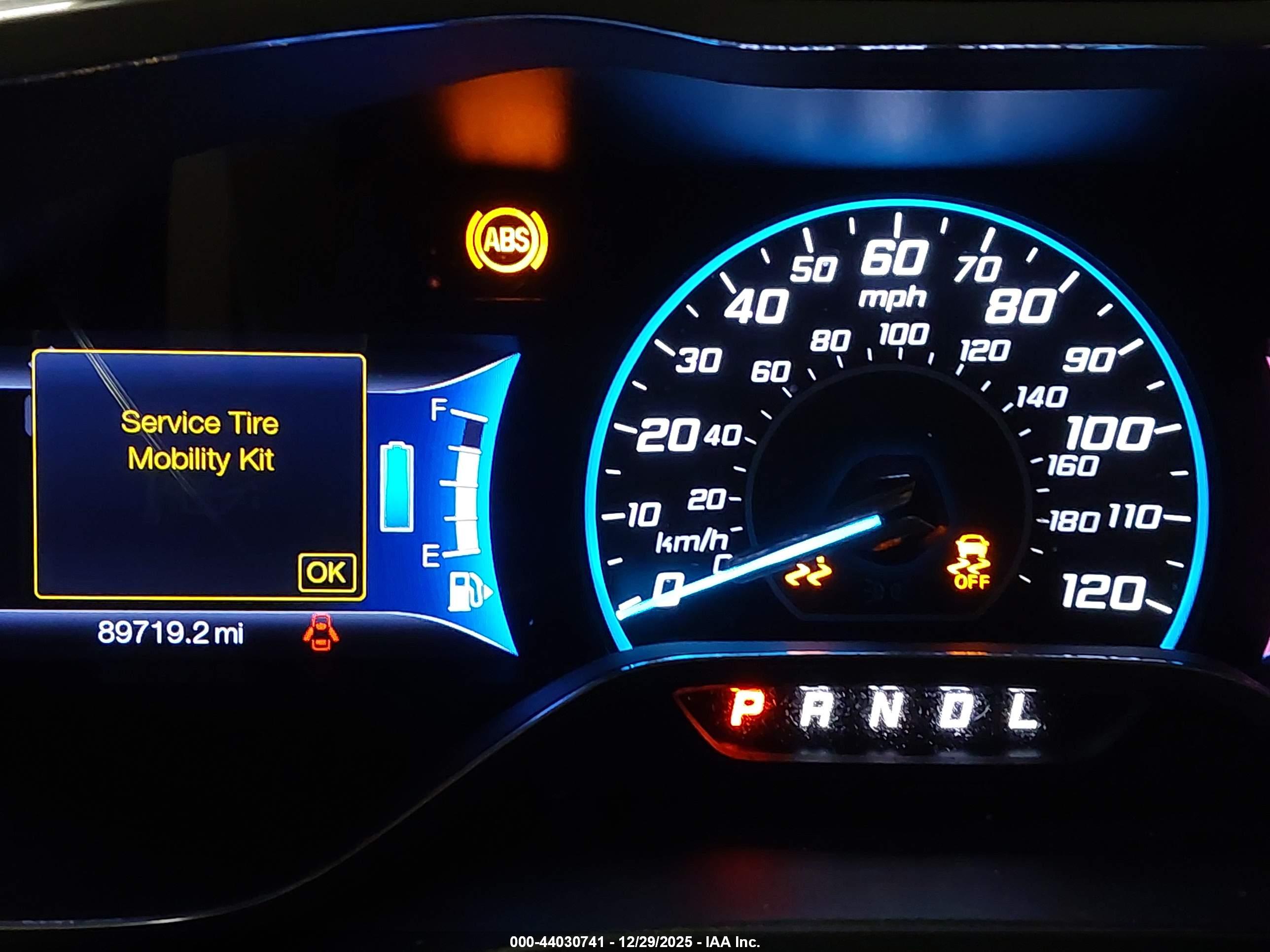 FORD C-MAX image 7