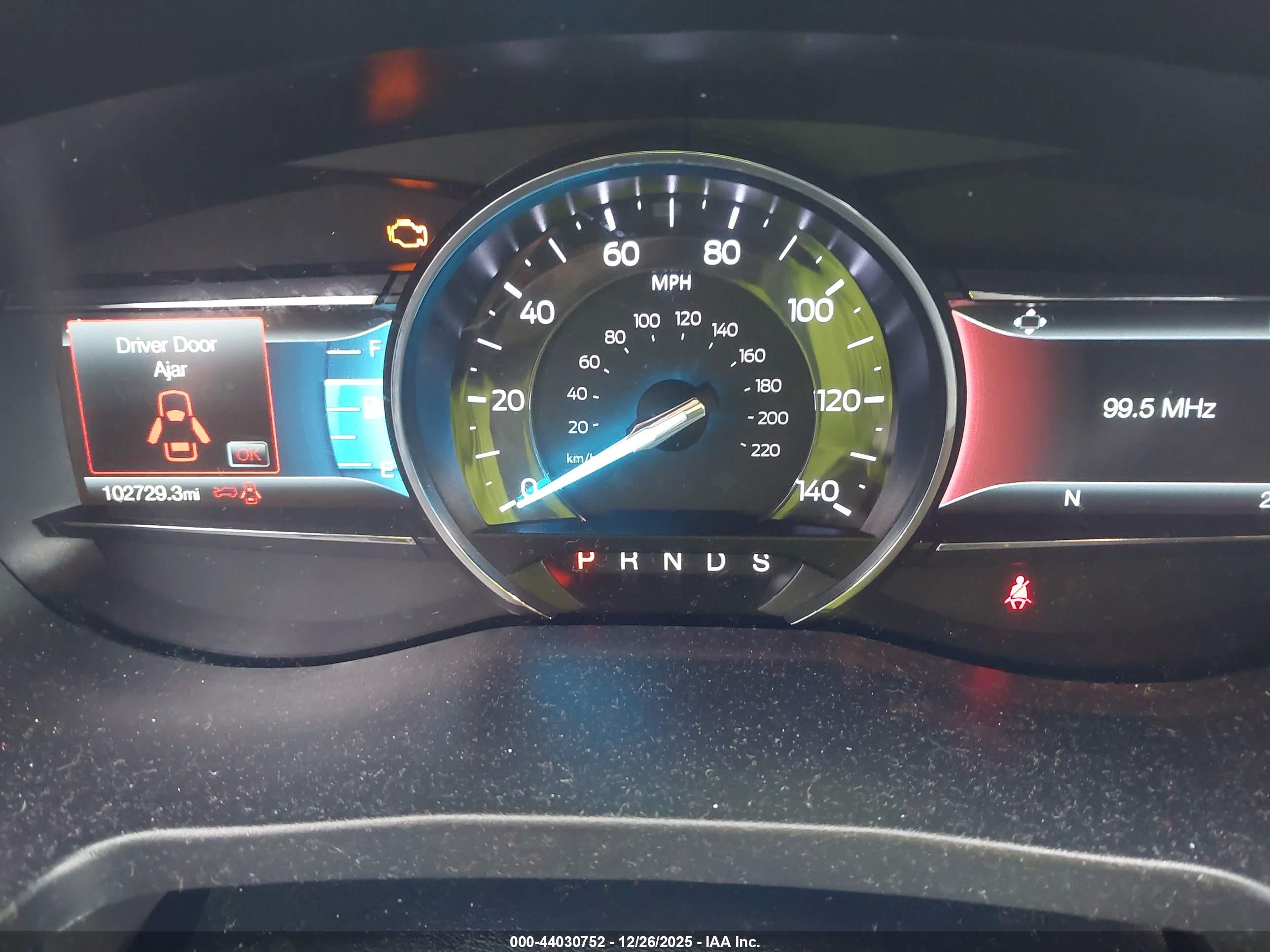 FORD EXPLORER image 7