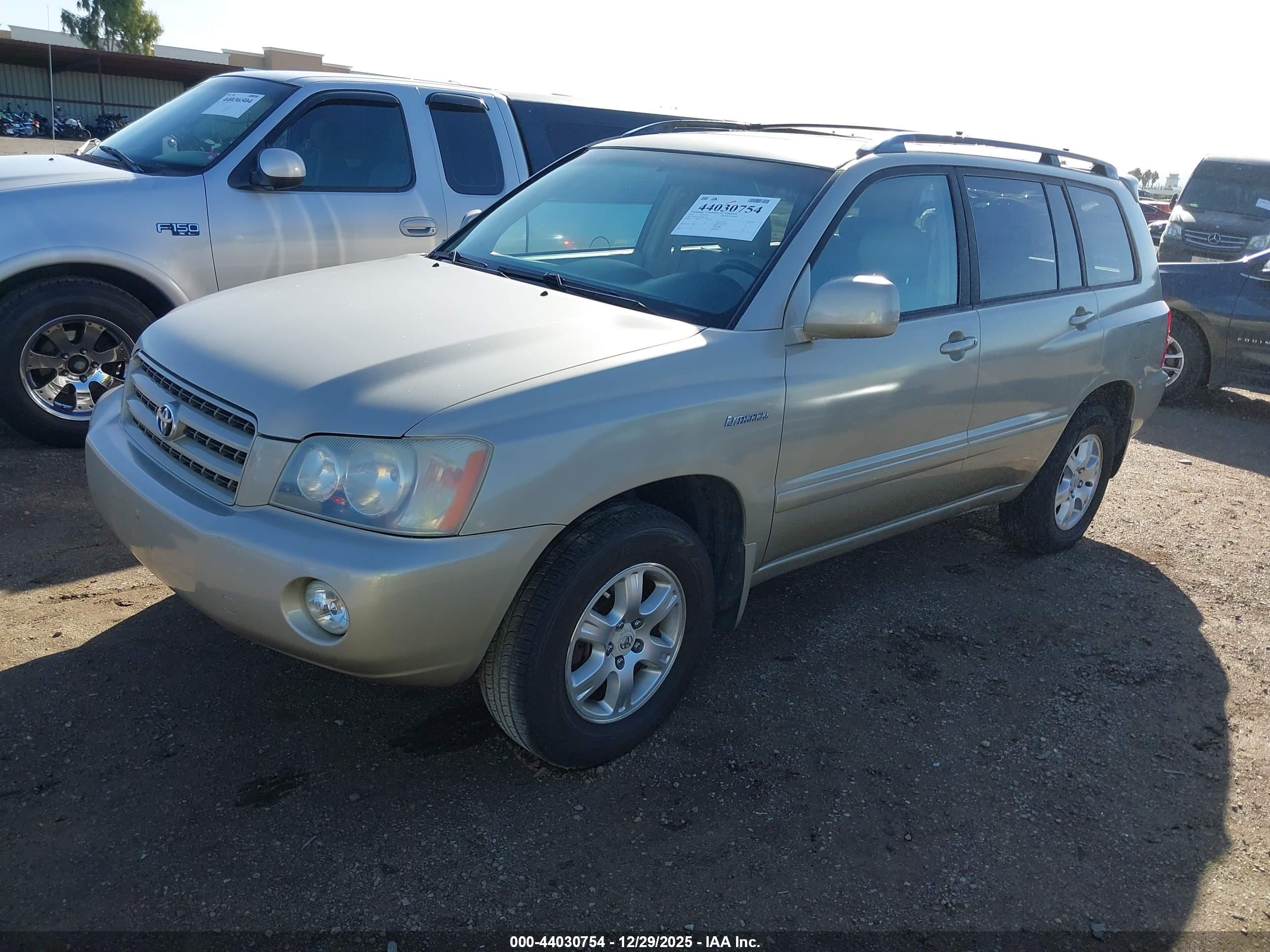 TOYOTA HIGHLANDER image 2