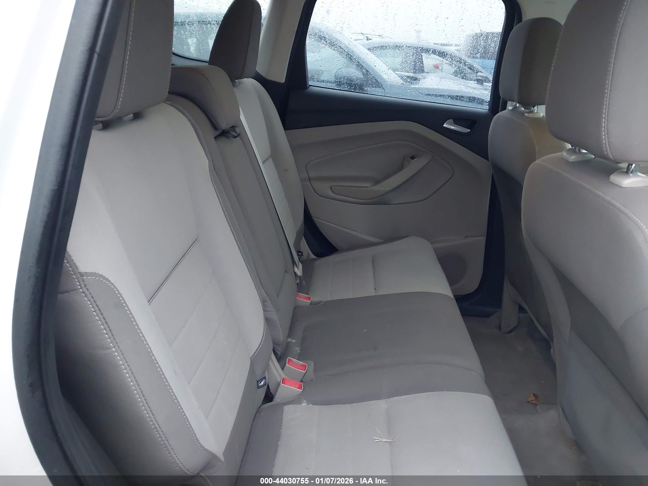 FORD ESCAPE image 8