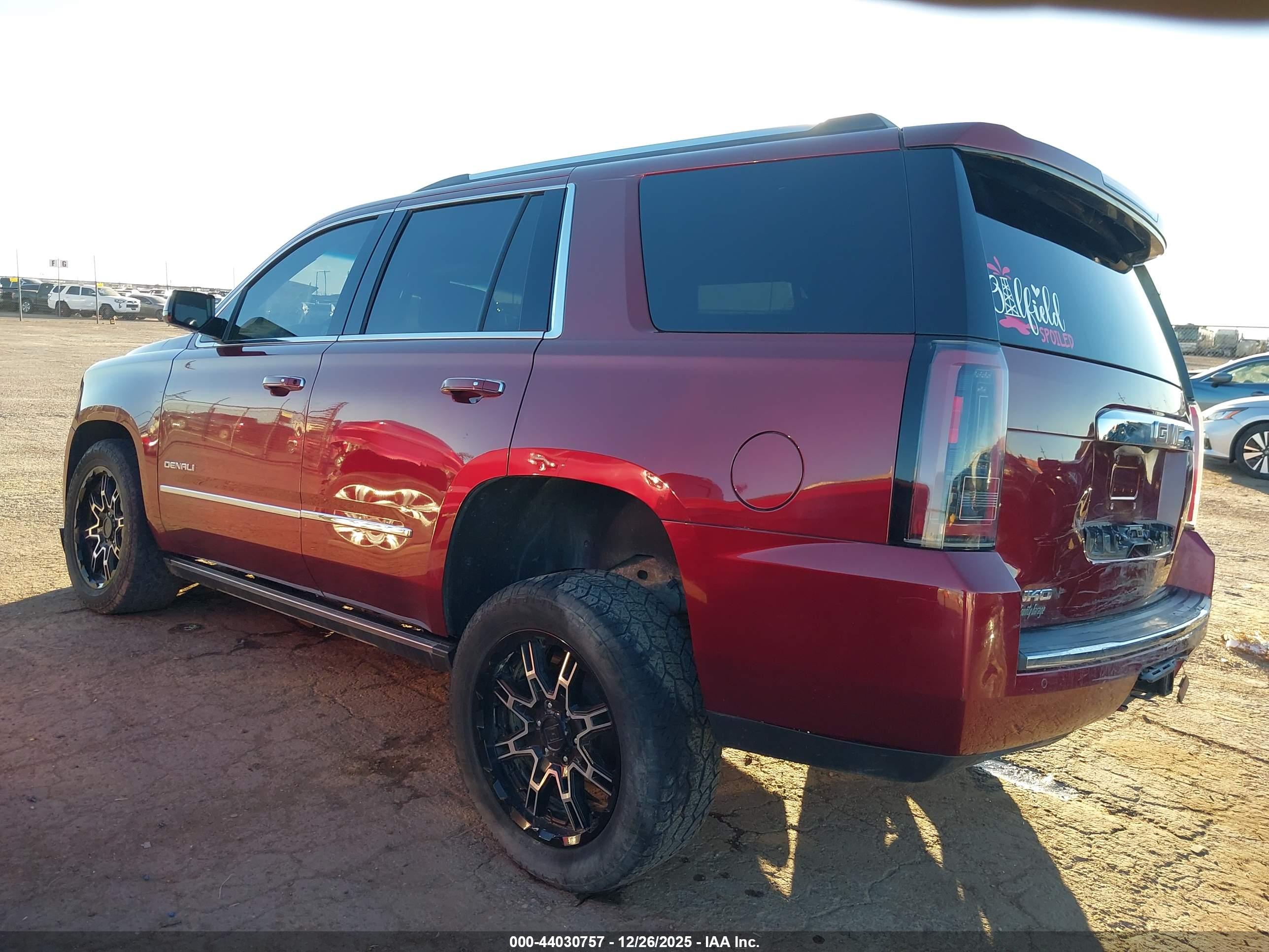 GMC YUKON image 3