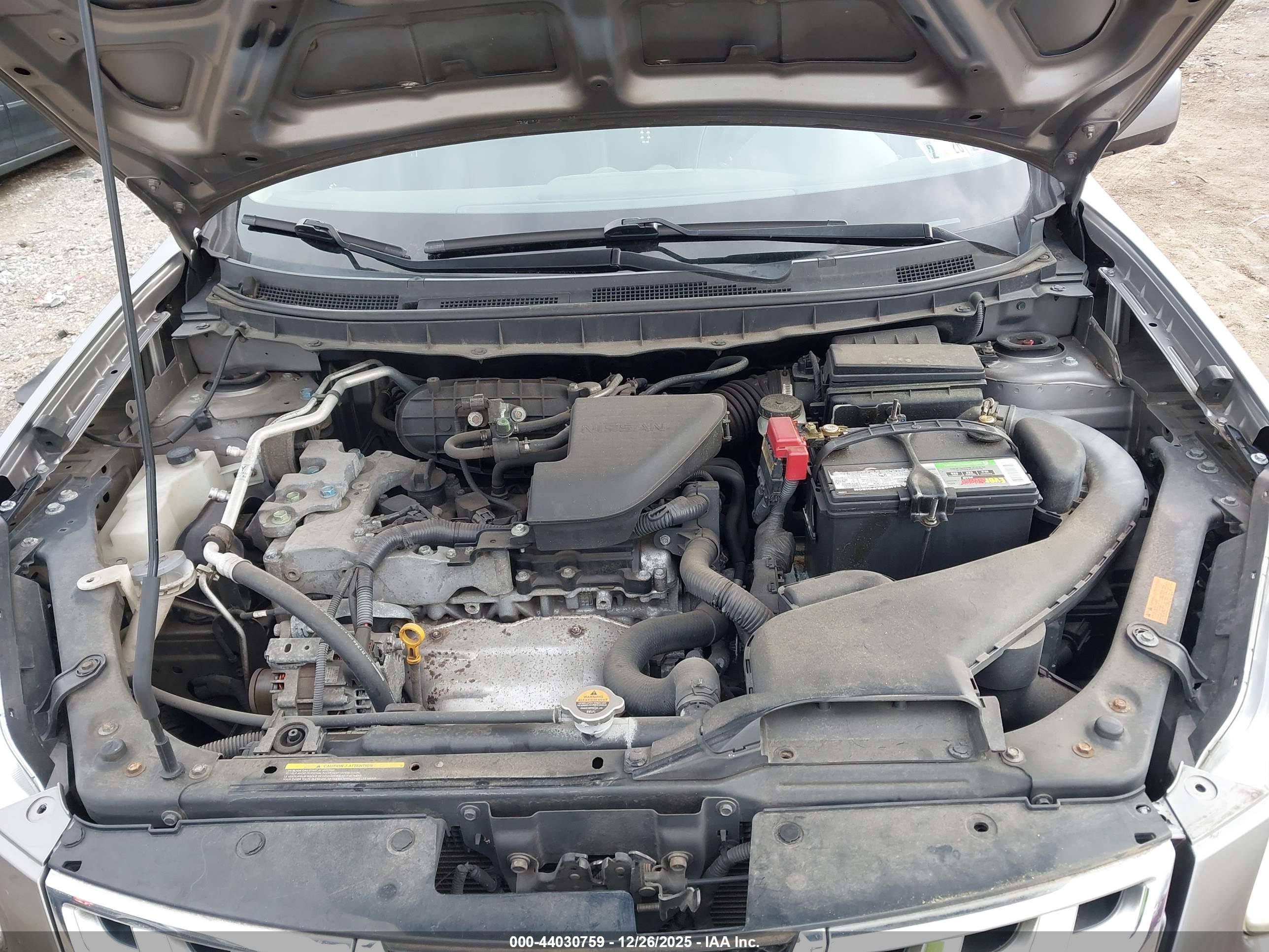 NISSAN ROGUE image 10