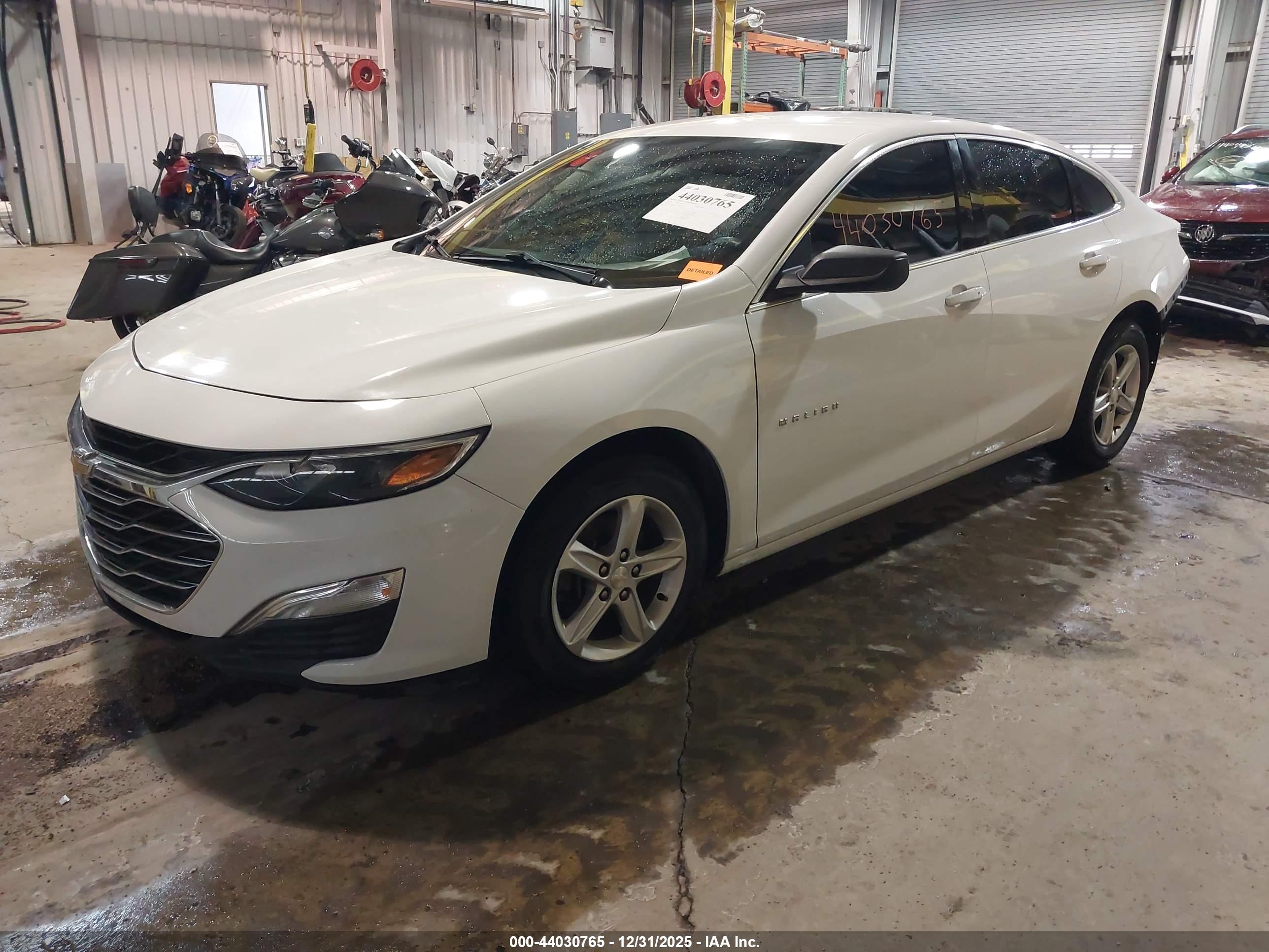 CHEVROLET MALIBU image 2