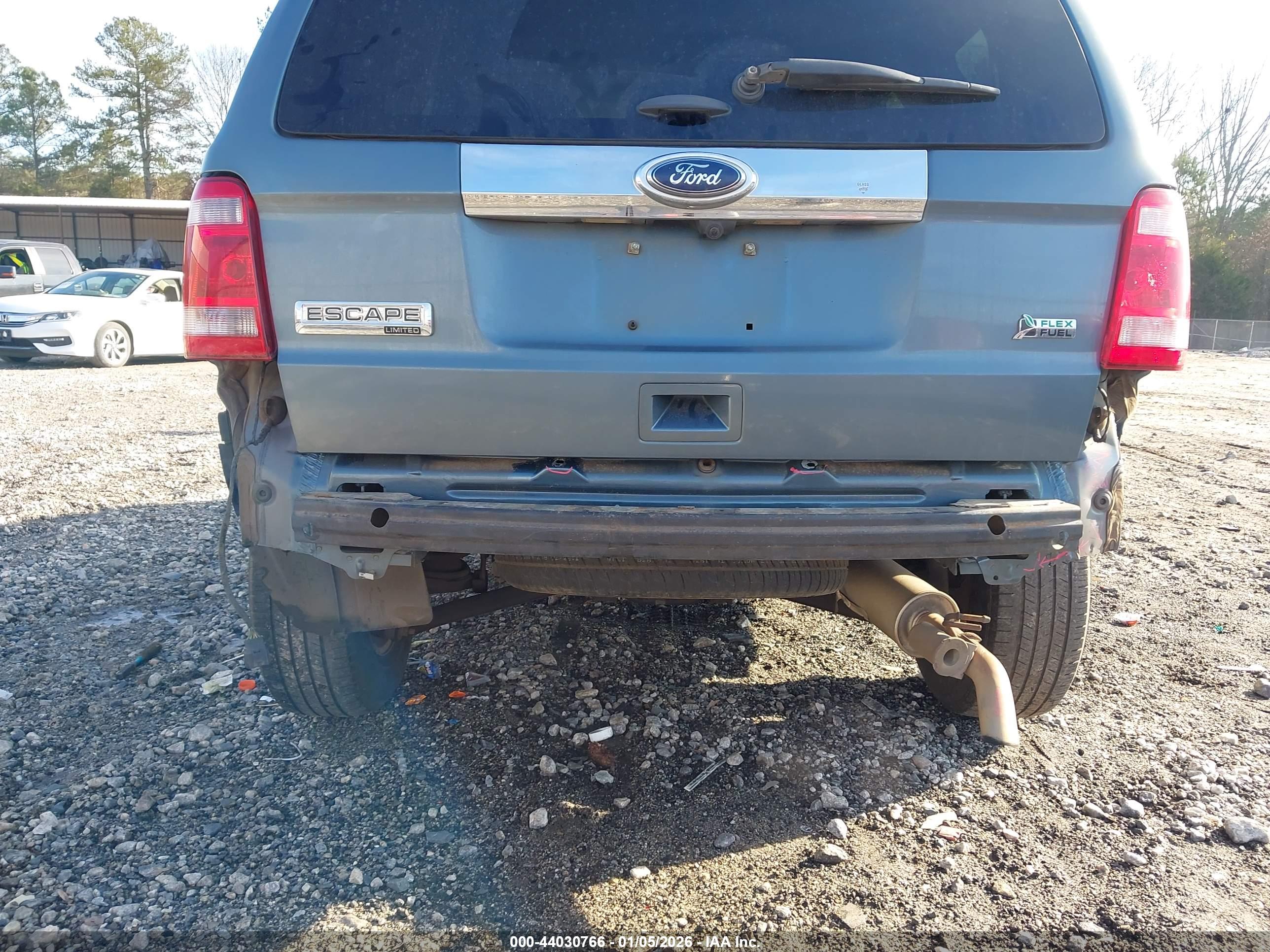 FORD ESCAPE image 6