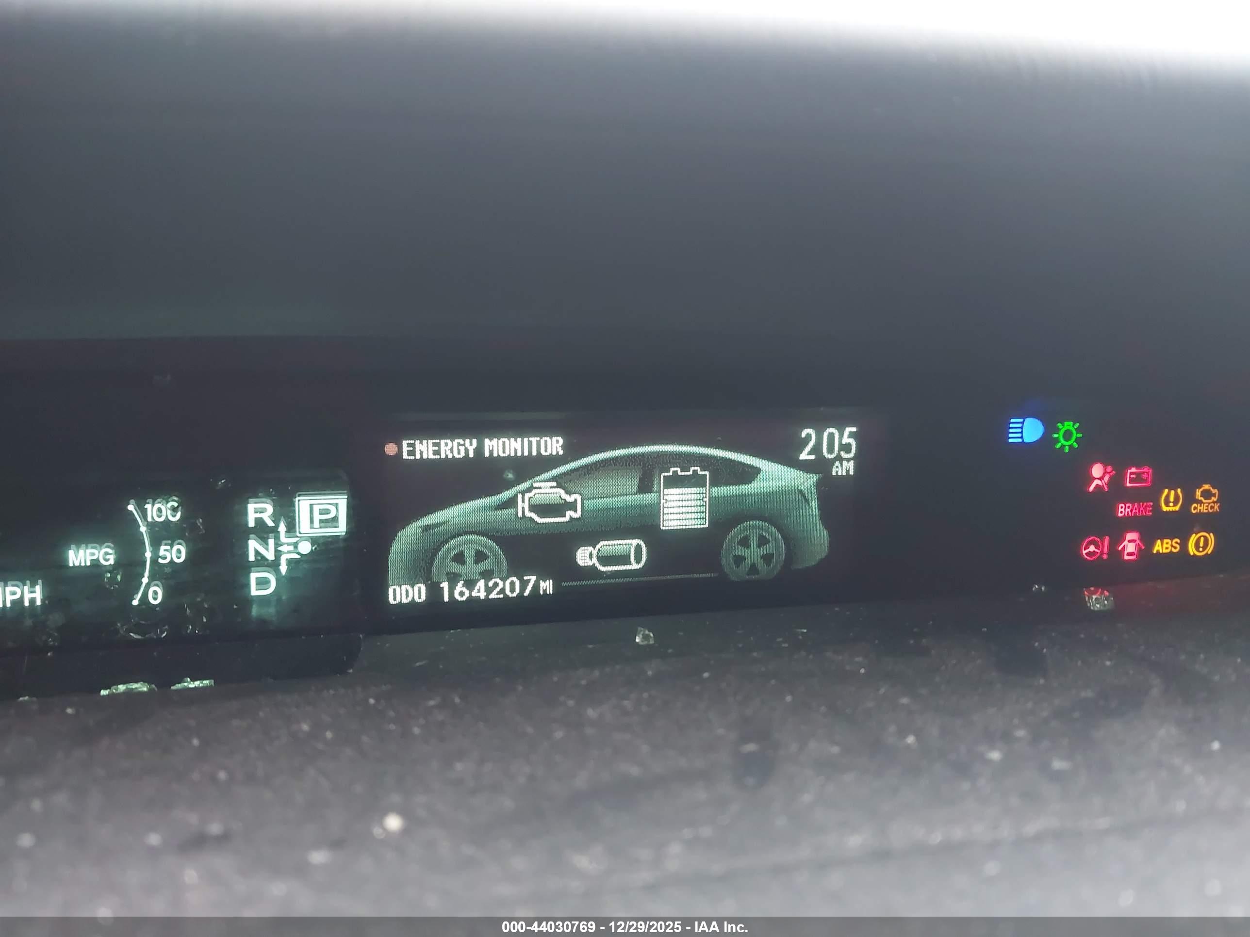 TOYOTA PRIUS image 7
