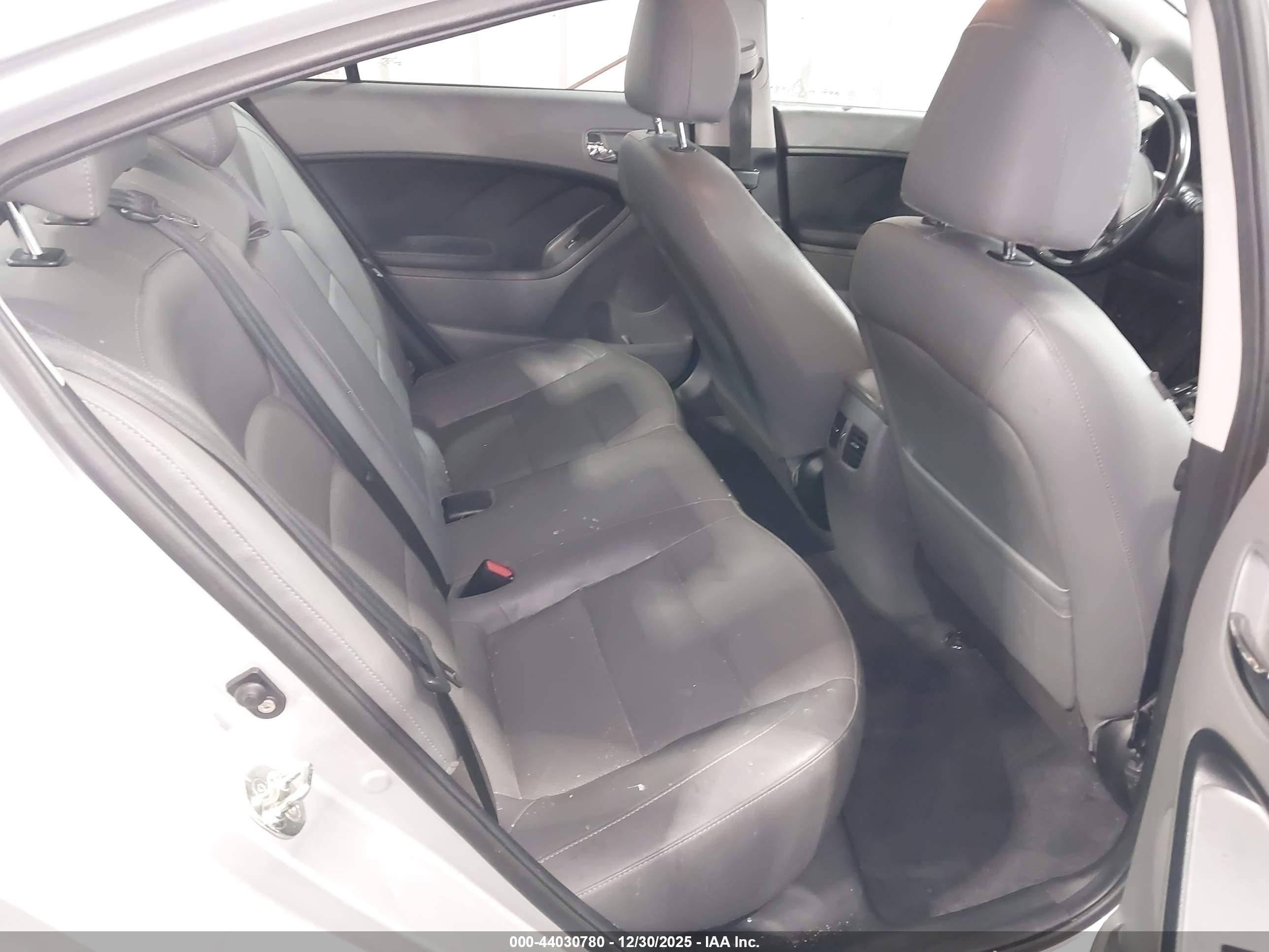 KIA FORTE image 8