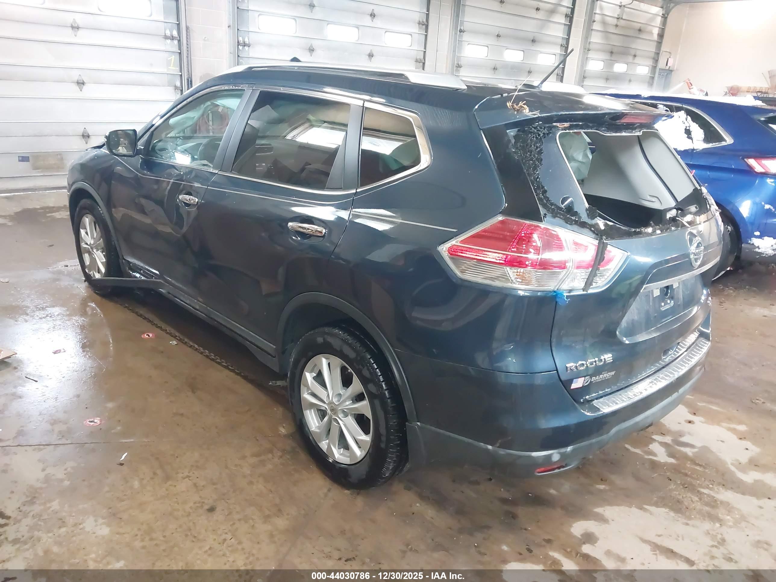 NISSAN ROGUE image 3