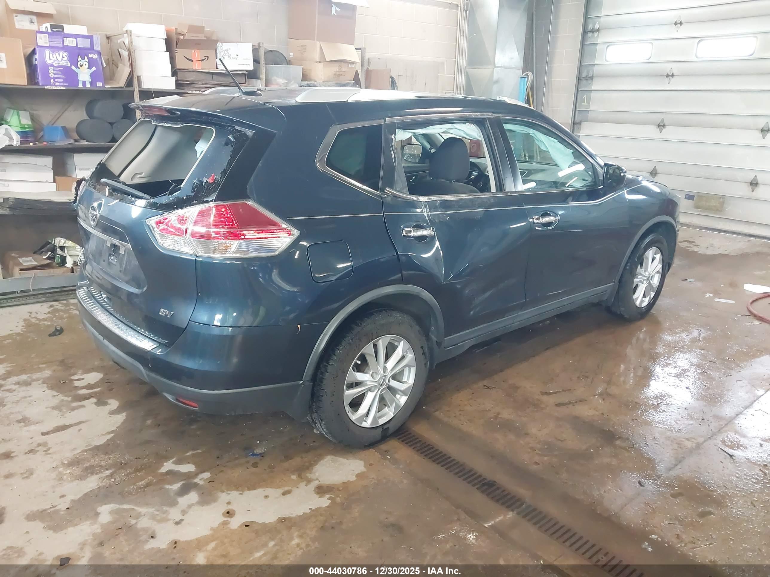 NISSAN ROGUE image 4