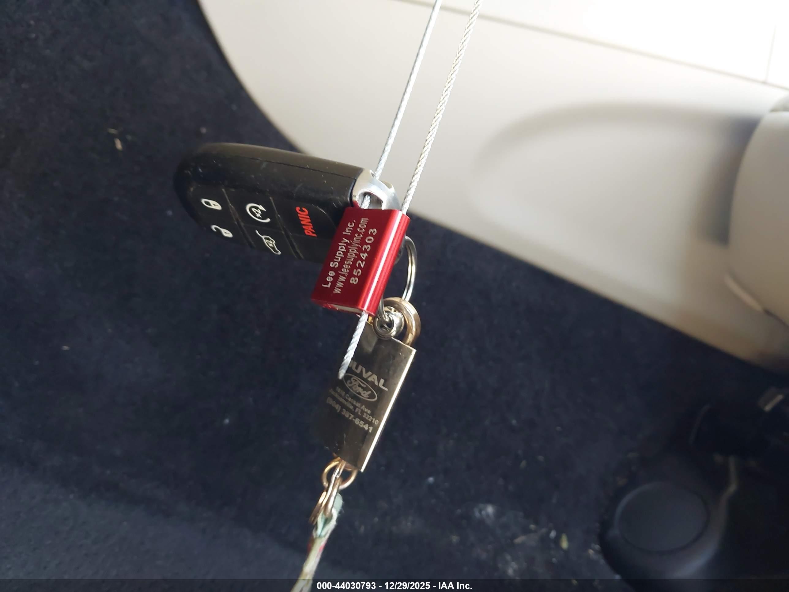 JEEP GRAND image 11