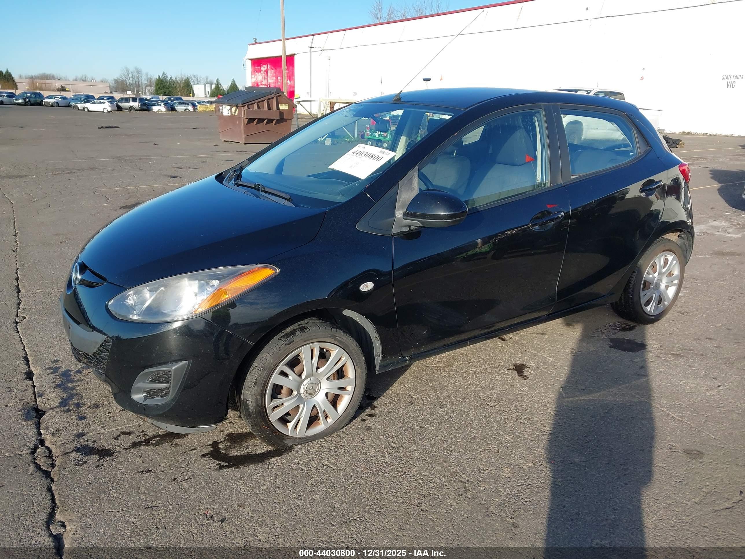 MAZDA MAZDA2 image 2