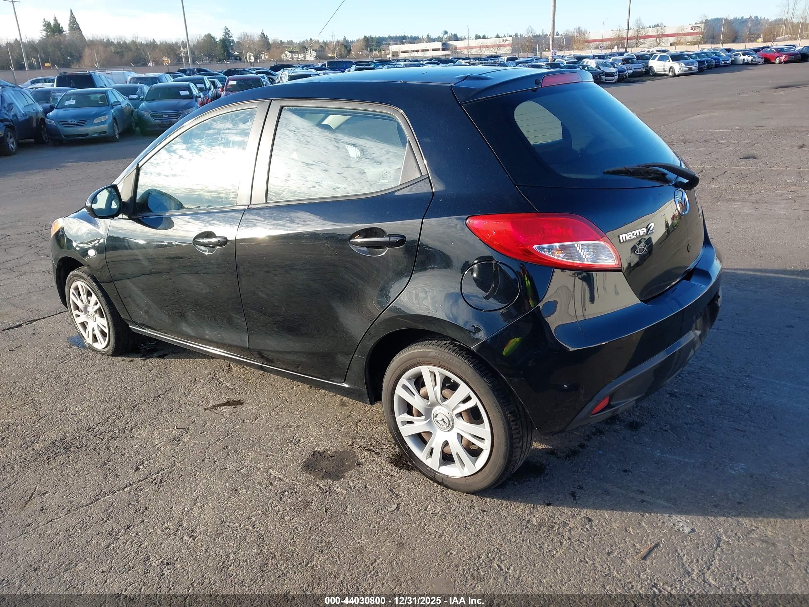 MAZDA MAZDA2 image 3