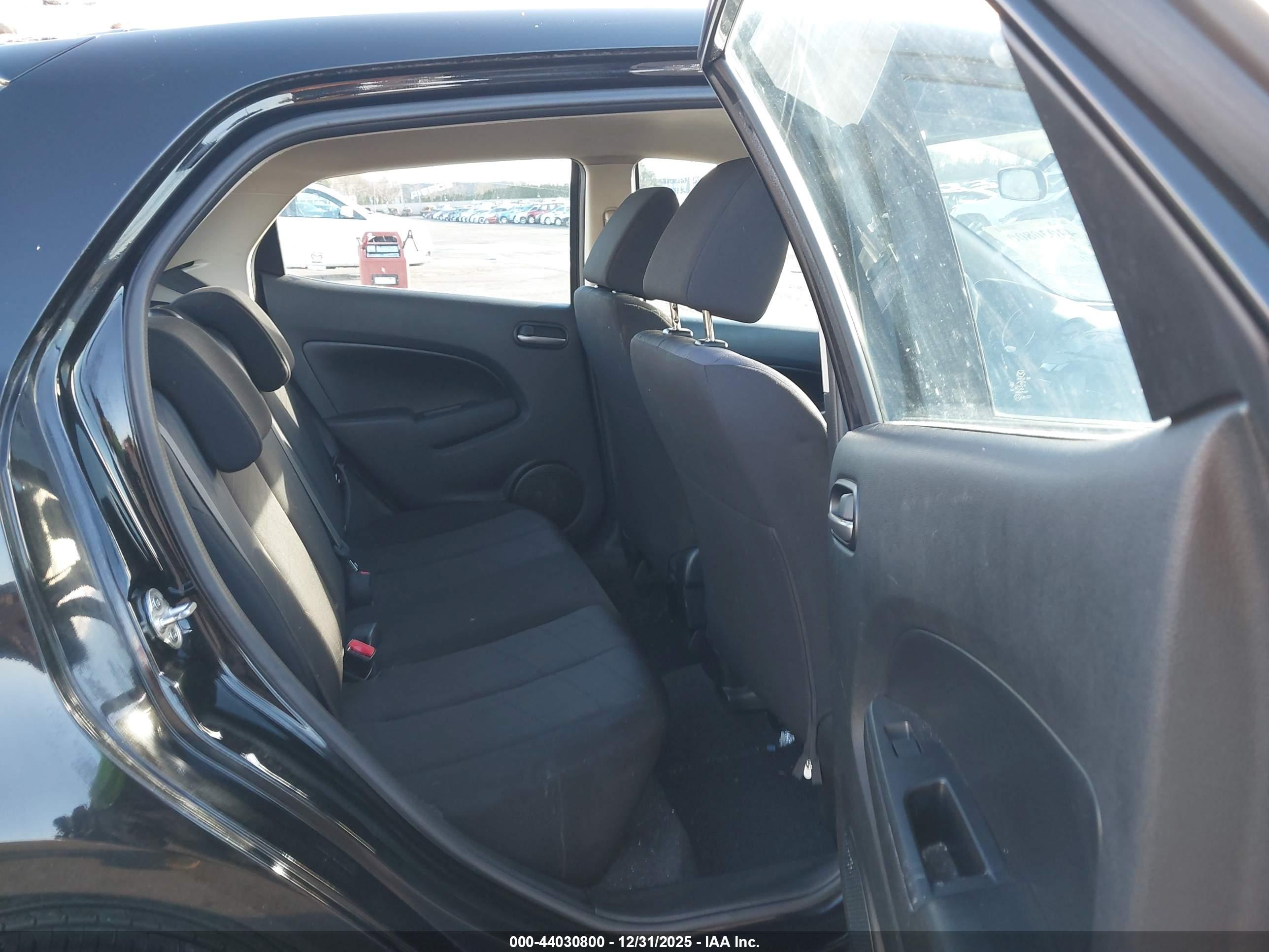 MAZDA MAZDA2 image 8