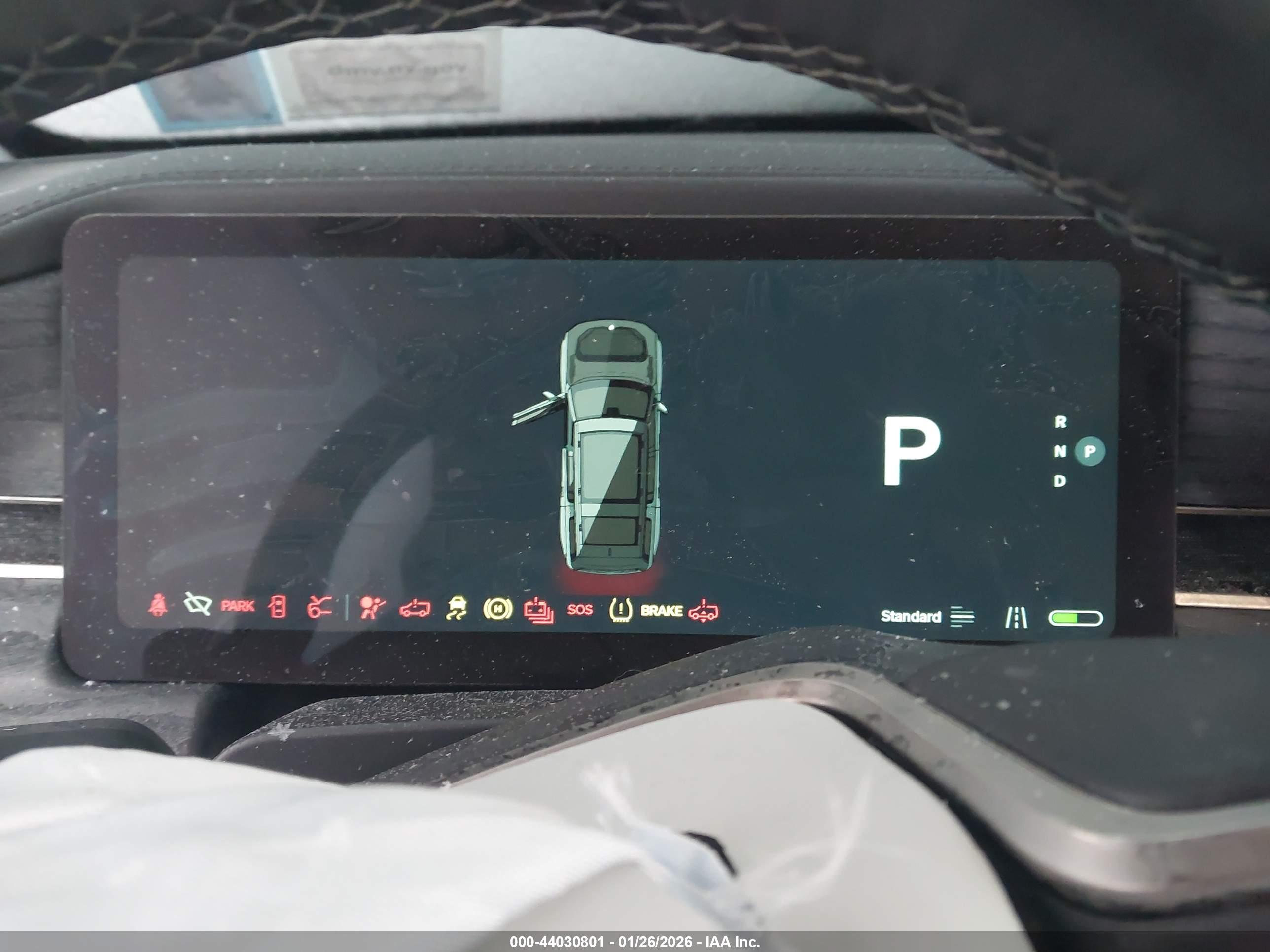 RIVIAN R1S image 7