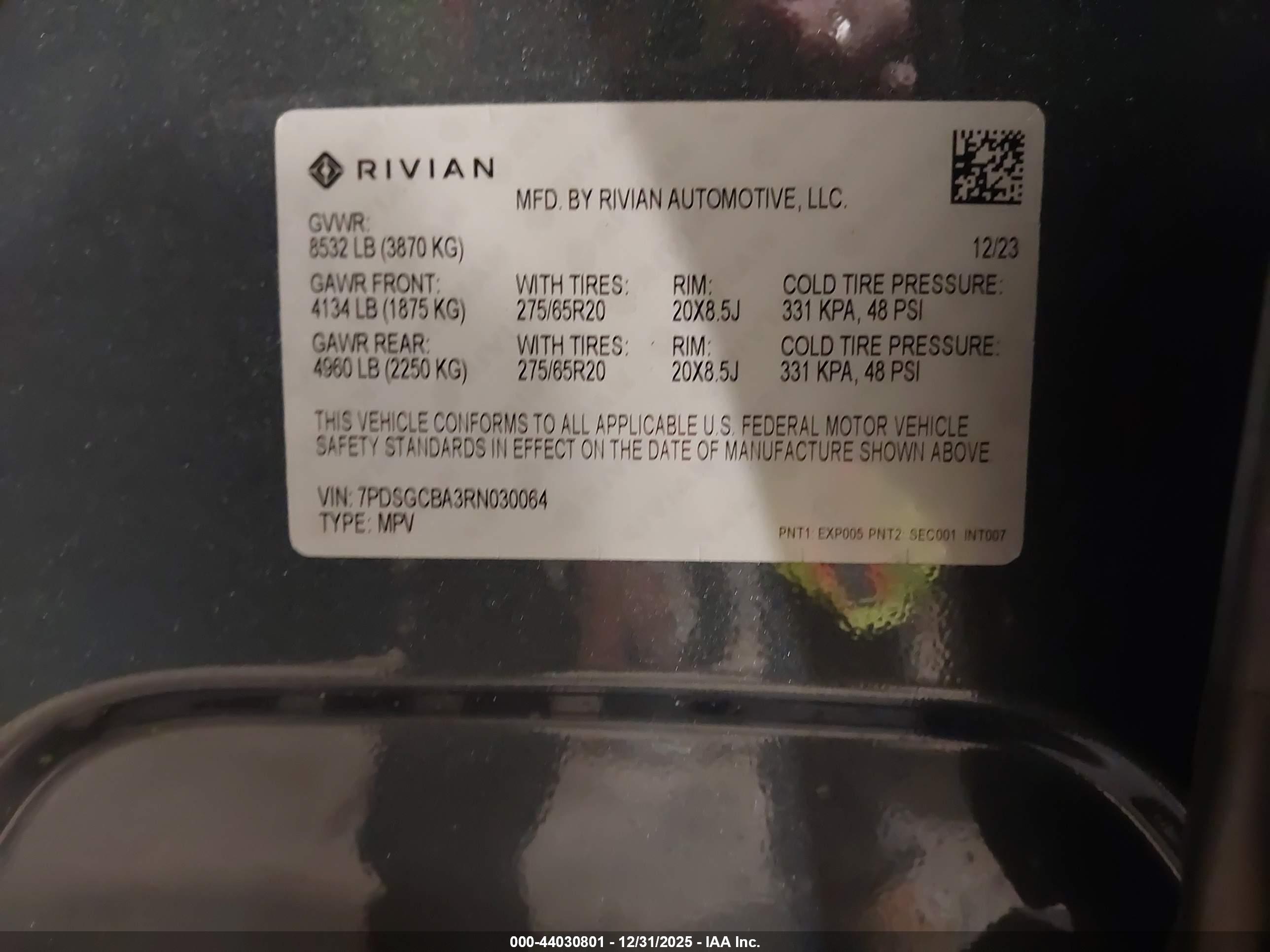 RIVIAN R1S image 9
