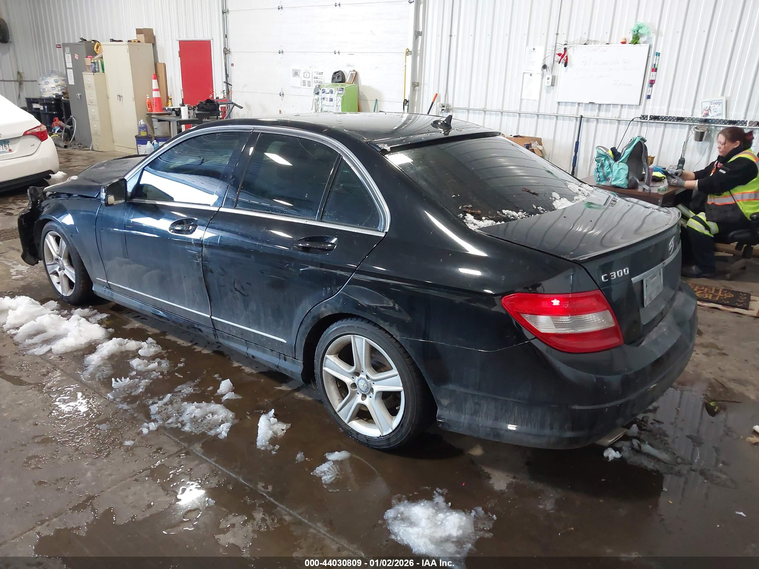 MERCEDES-BENZ C image 3