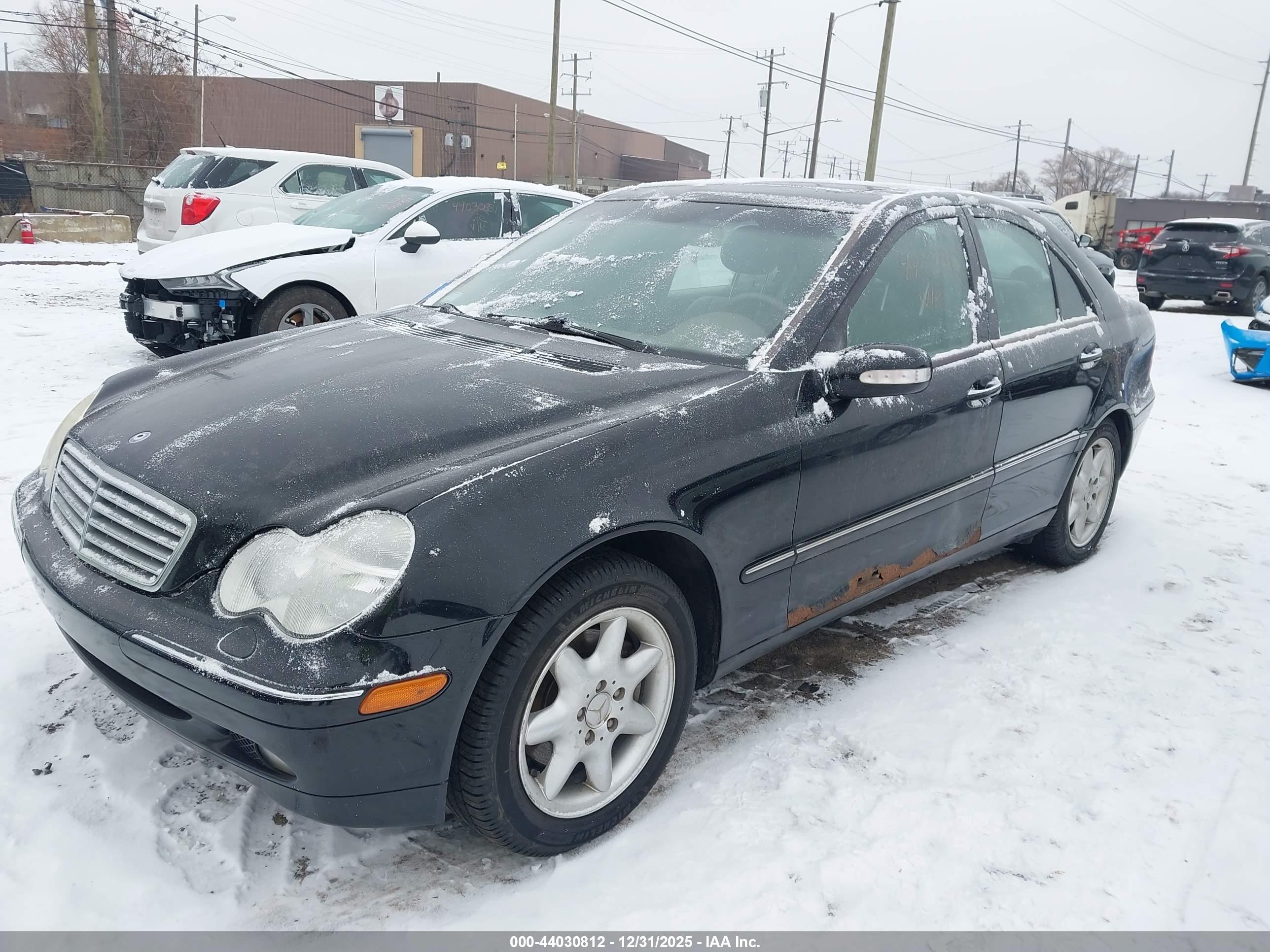 MERCEDES-BENZ C image 2