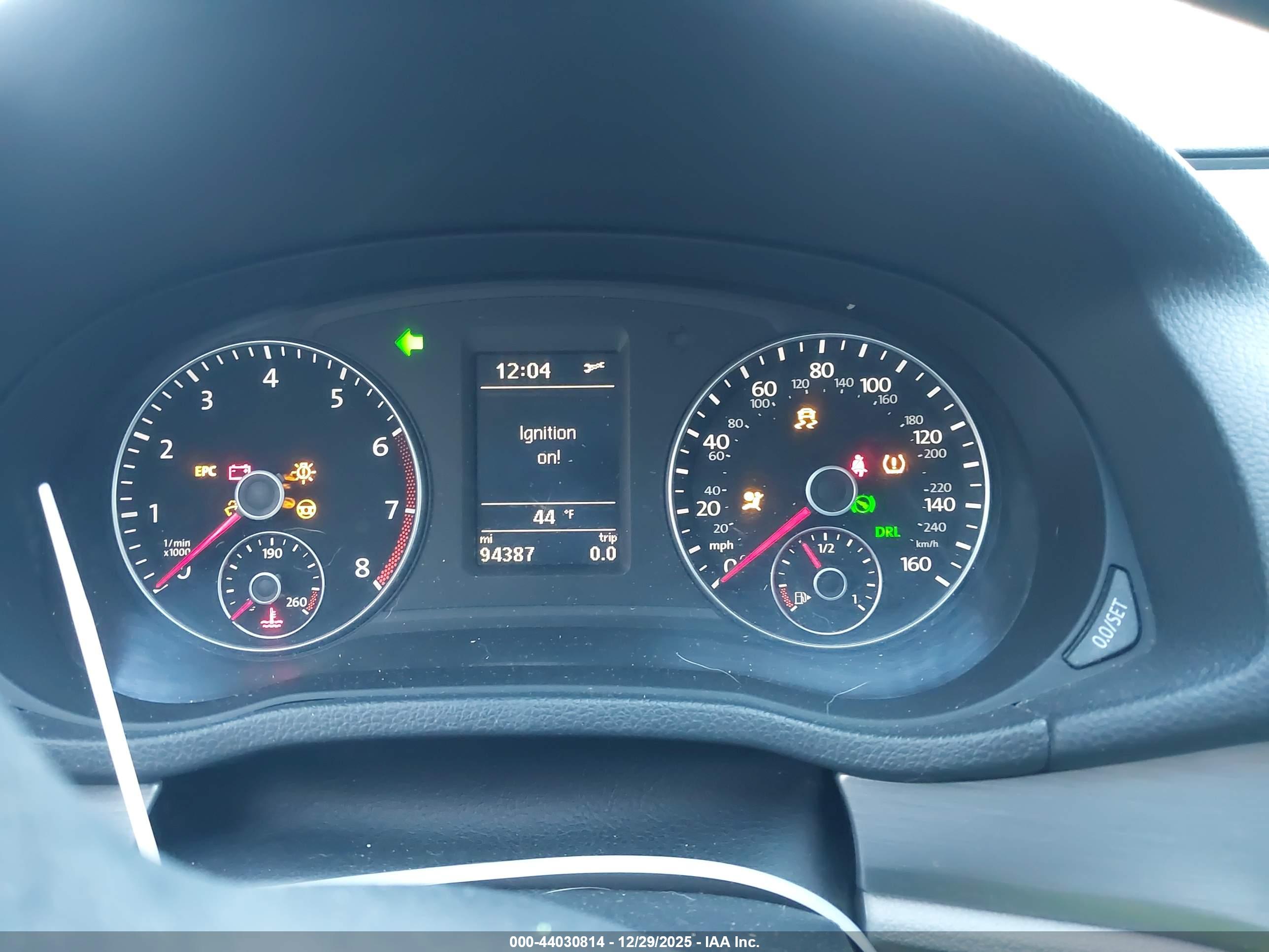 VOLKSWAGEN PASSAT image 7
