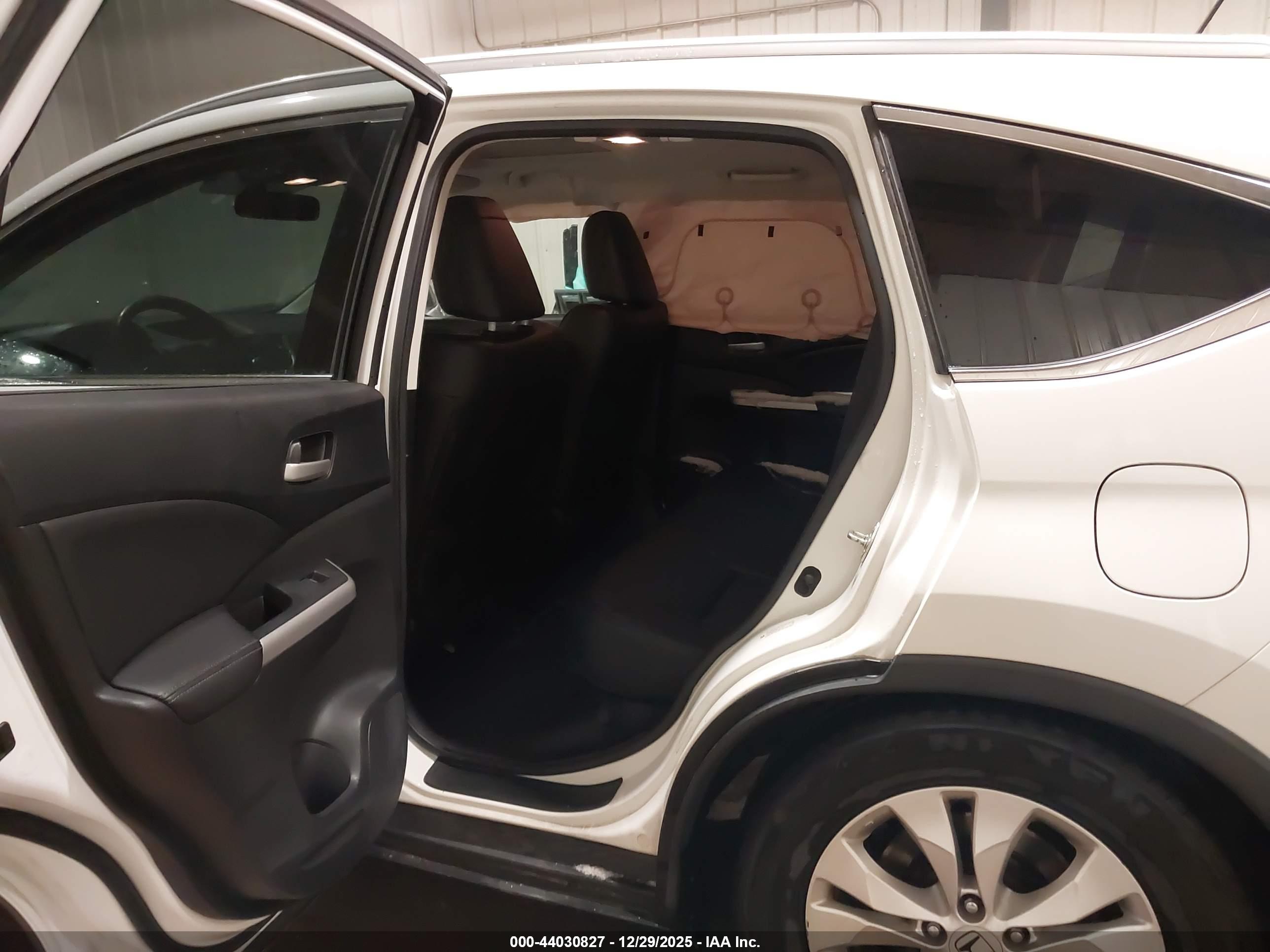 HONDA CR-V image 8