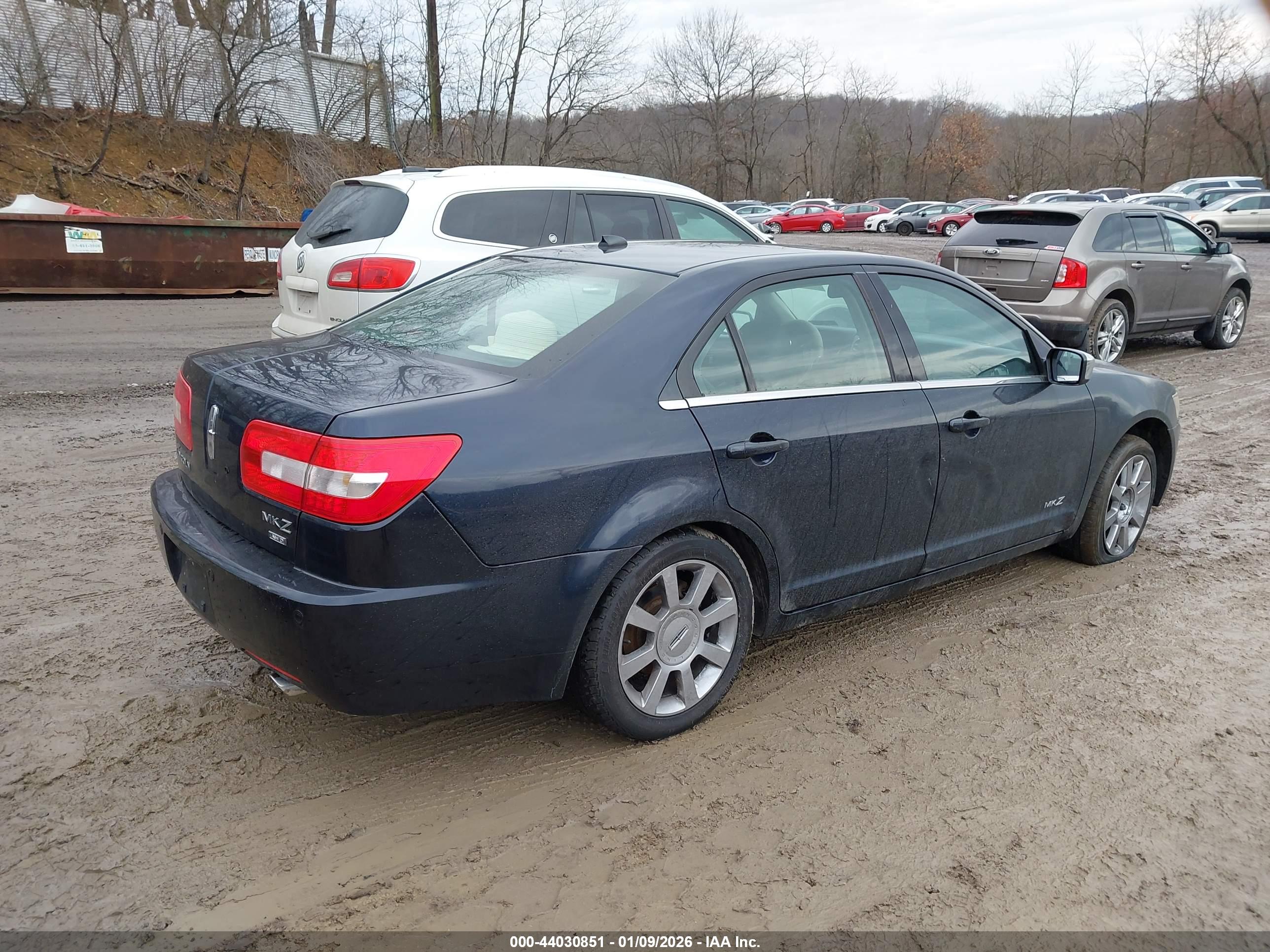 LINCOLN MKZ image 4