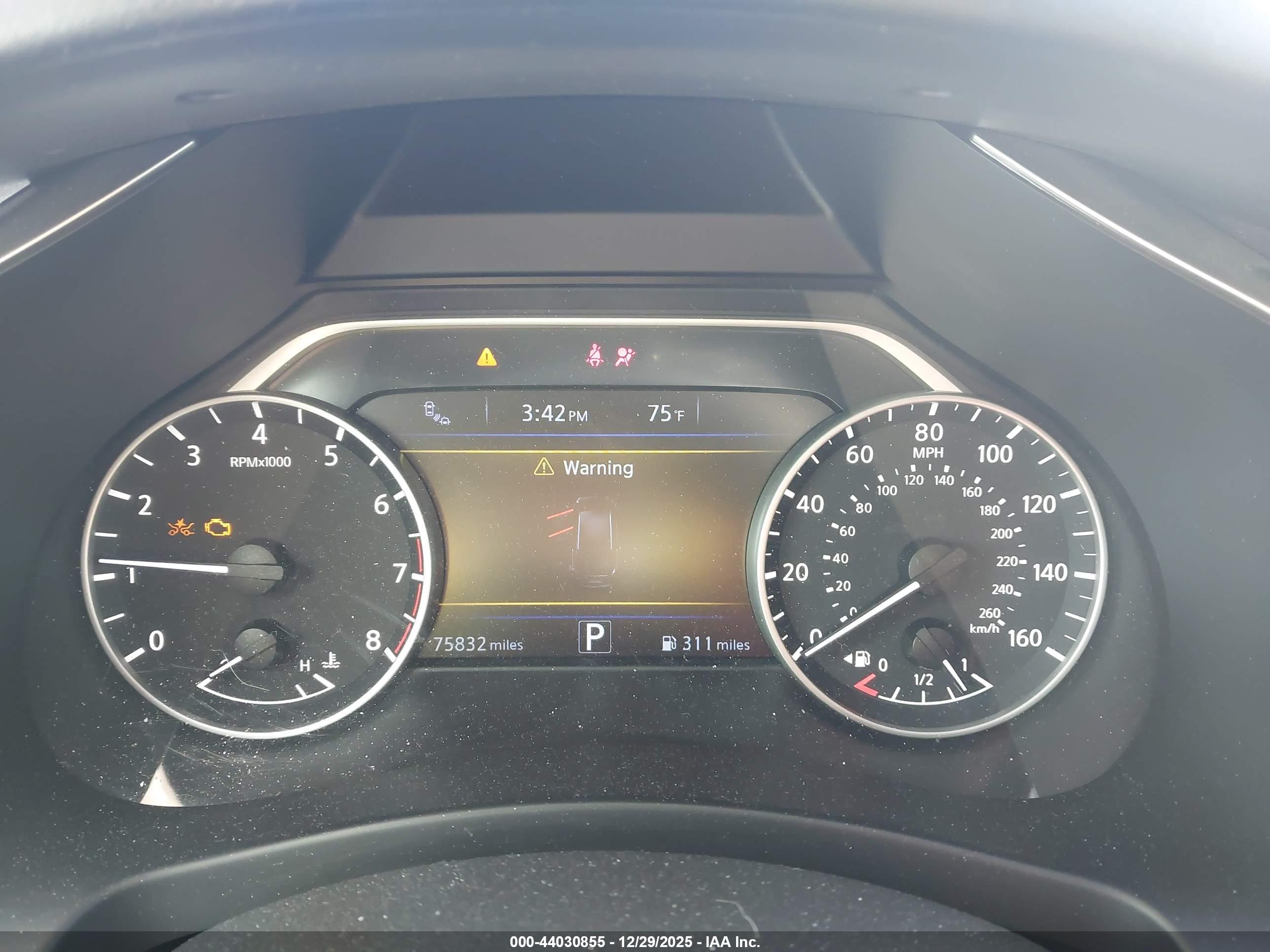 NISSAN MURANO image 7