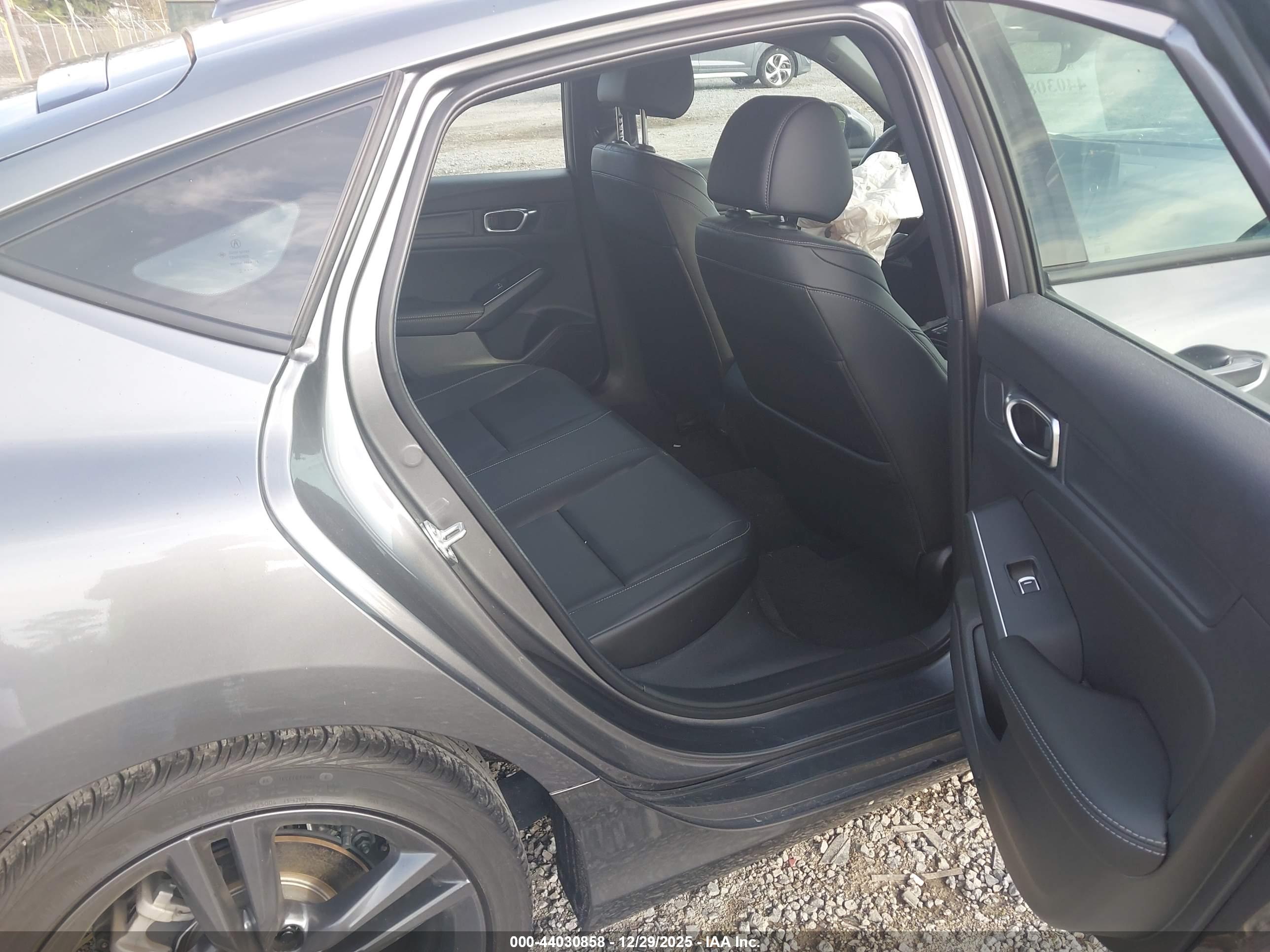 ACURA INTEGRA image 8