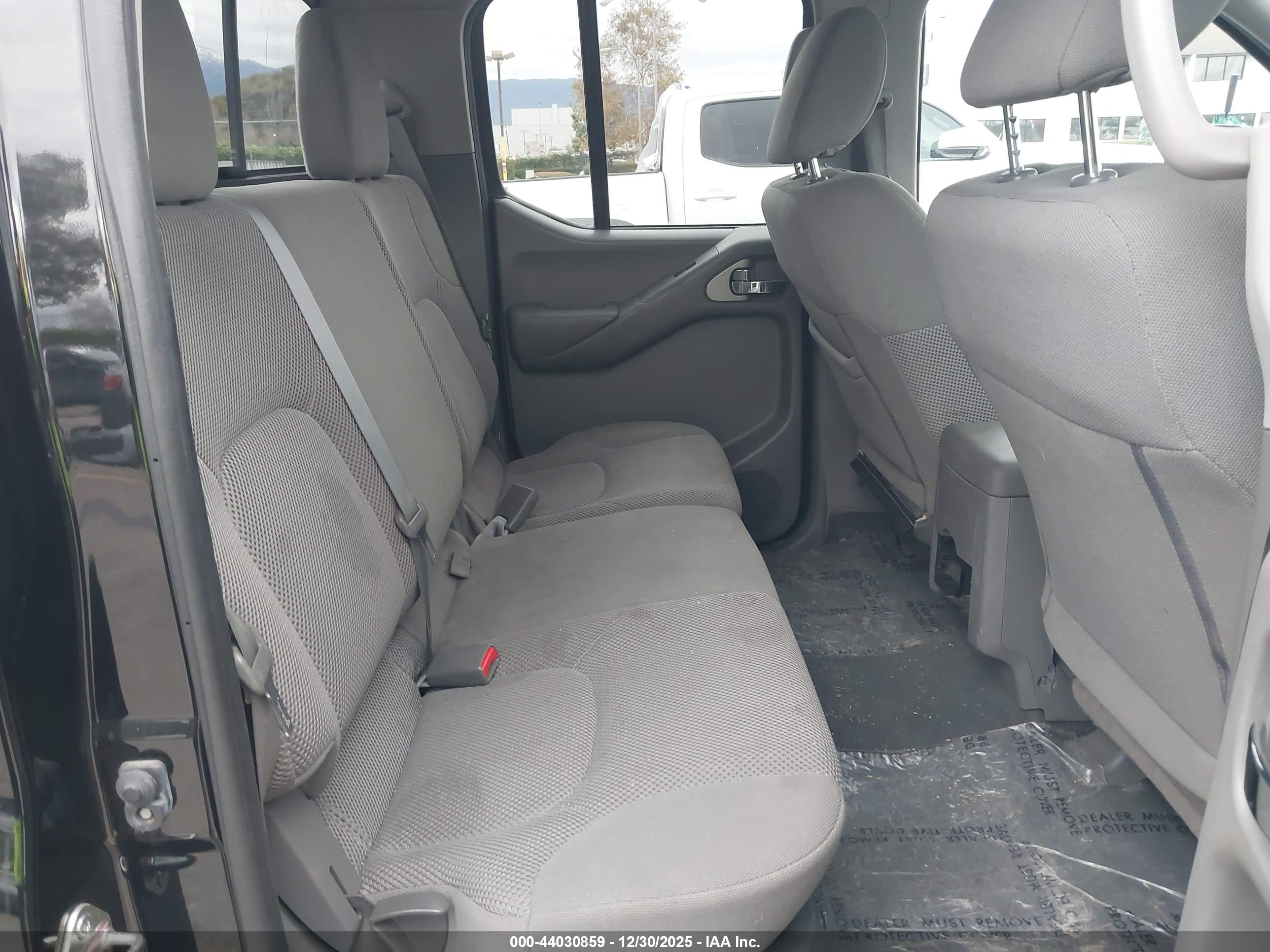 NISSAN FRONTIER image 8