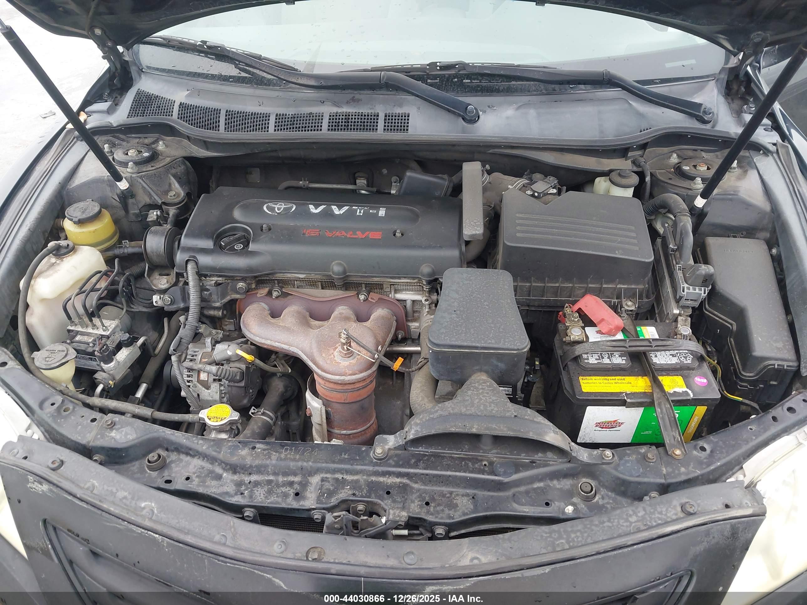 TOYOTA CAMRY image 10