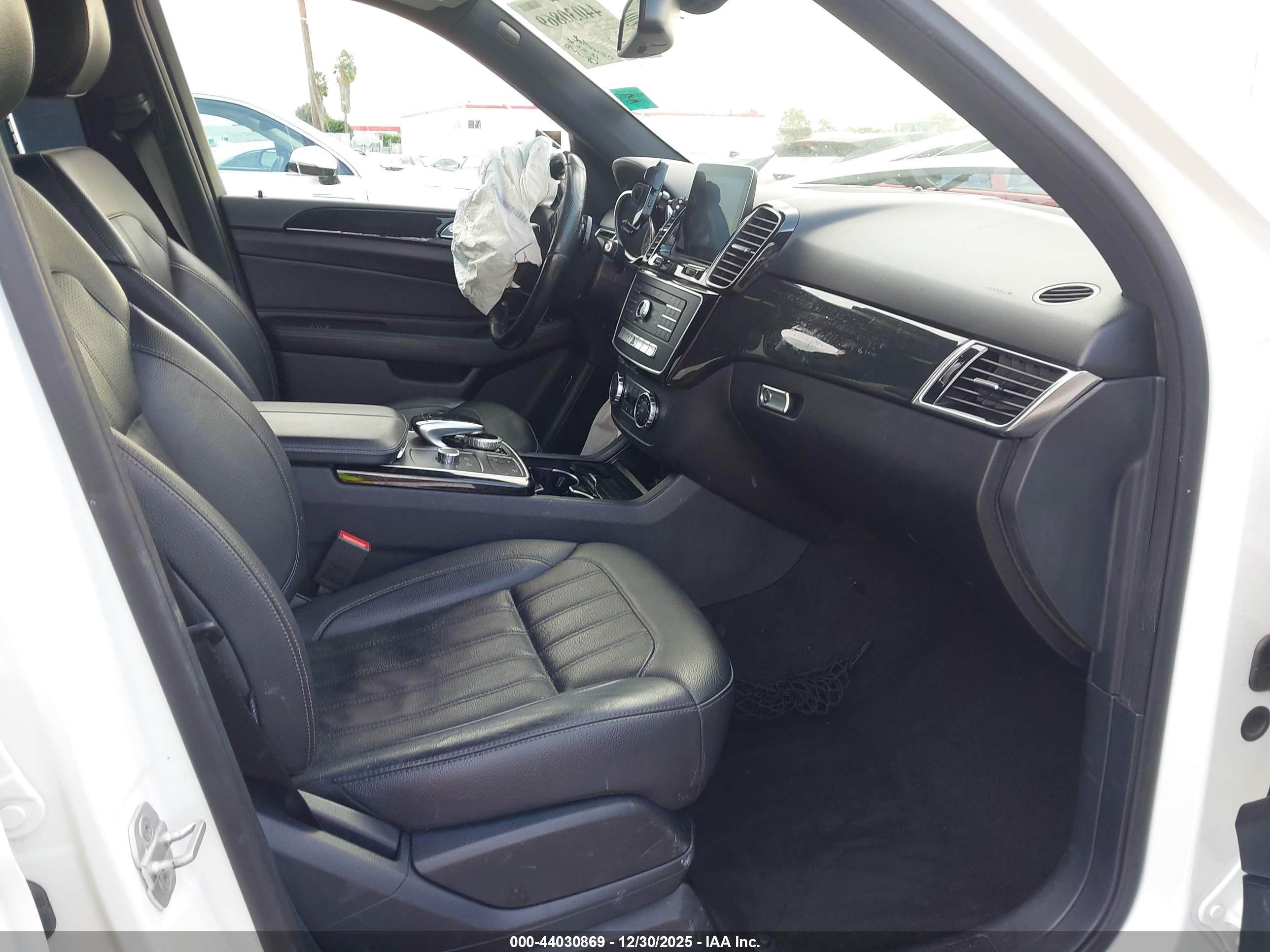 MERCEDES-BENZ GLE image 5