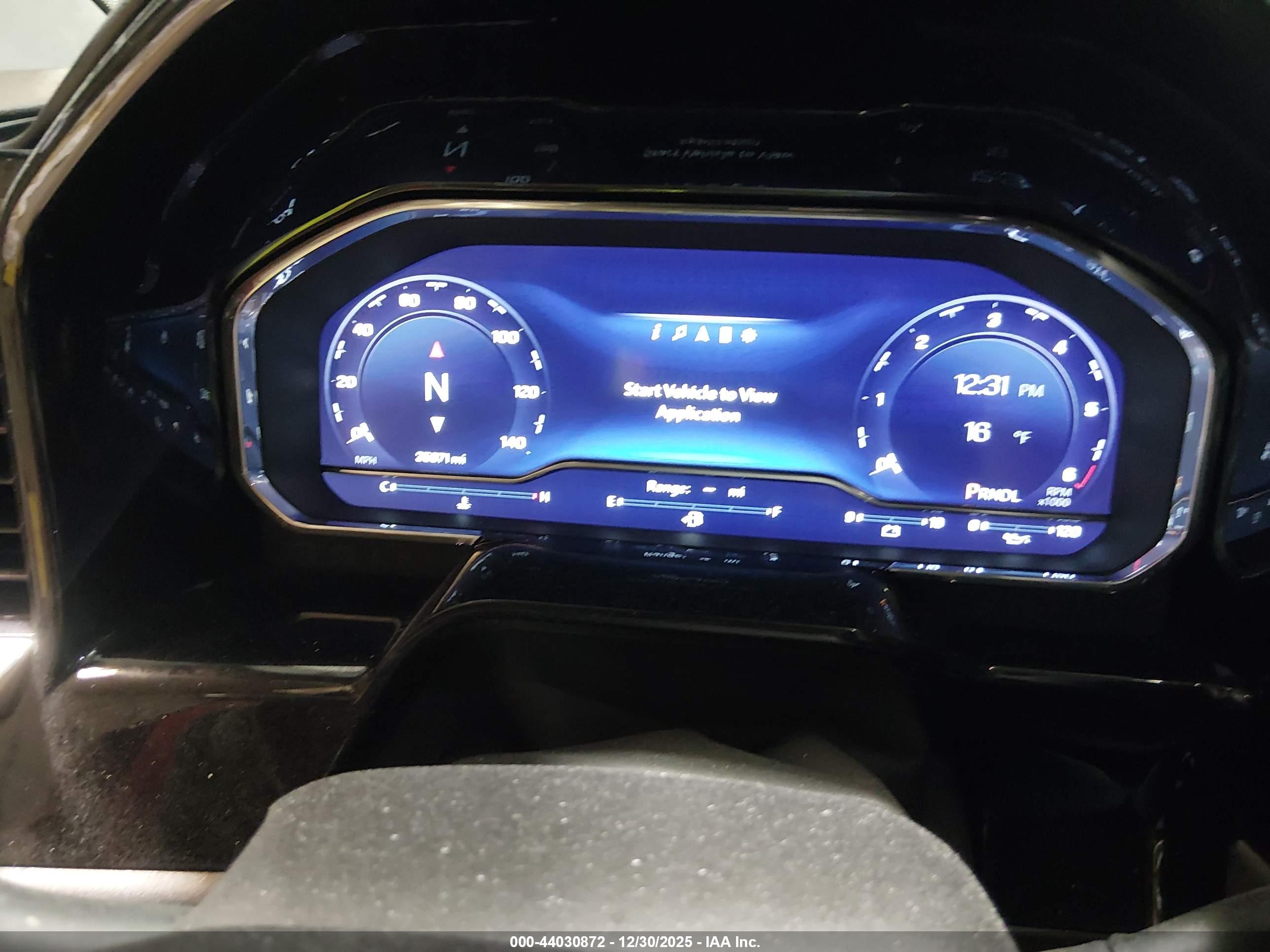 CHEVROLET SILVERADO image 7