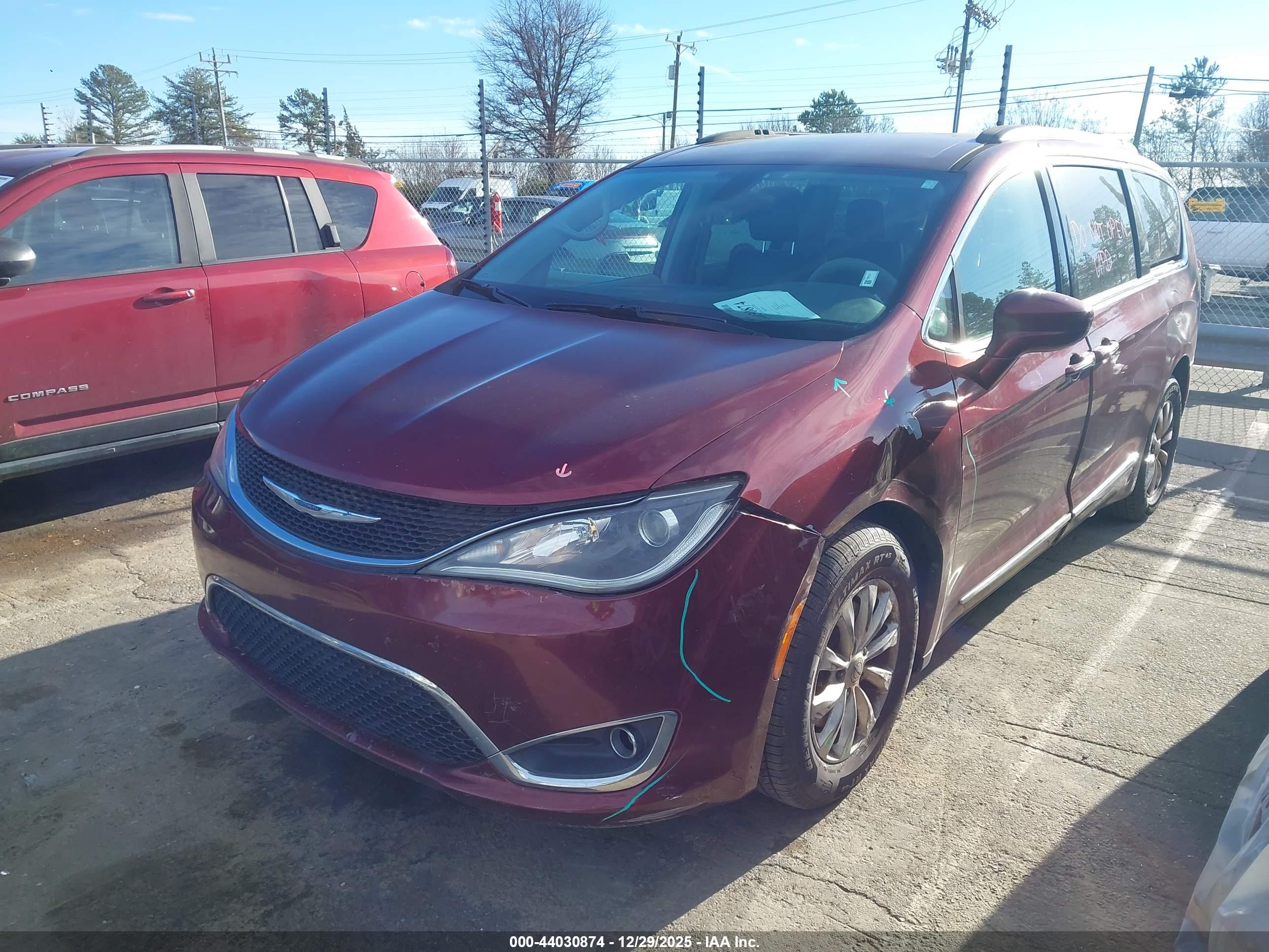 CHRYSLER PACIFICA image 2